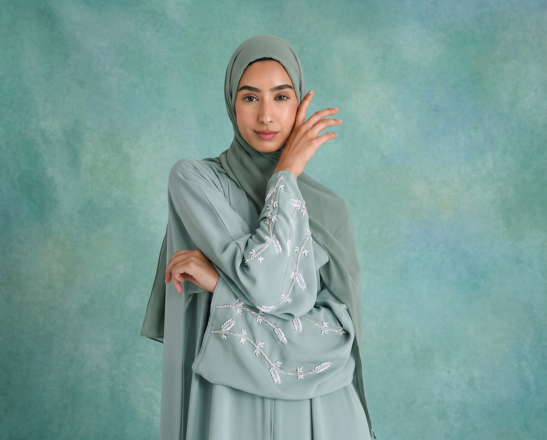 How to Style Your Abaya in Hot Weather: A Summer Modest Fashion Guide 2026