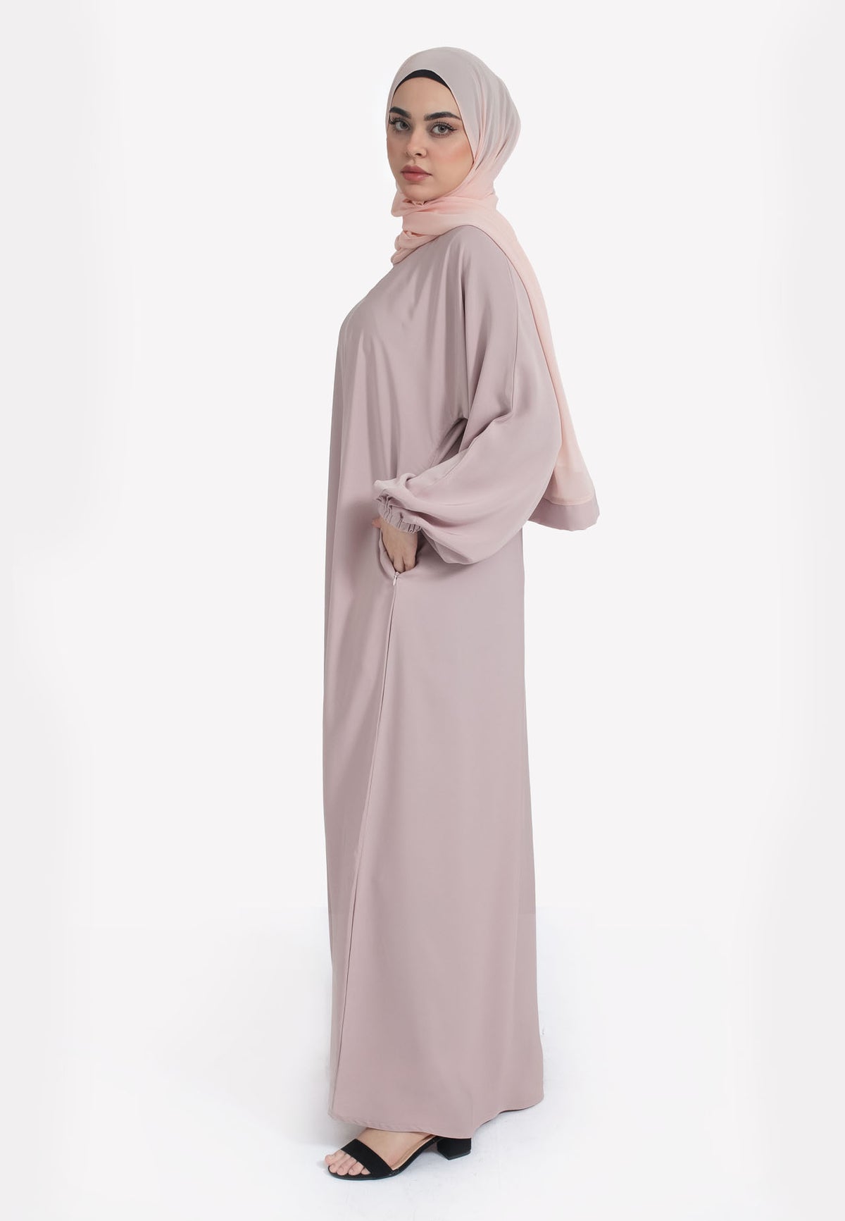 Baby Pink Abaya With Pockets - Side