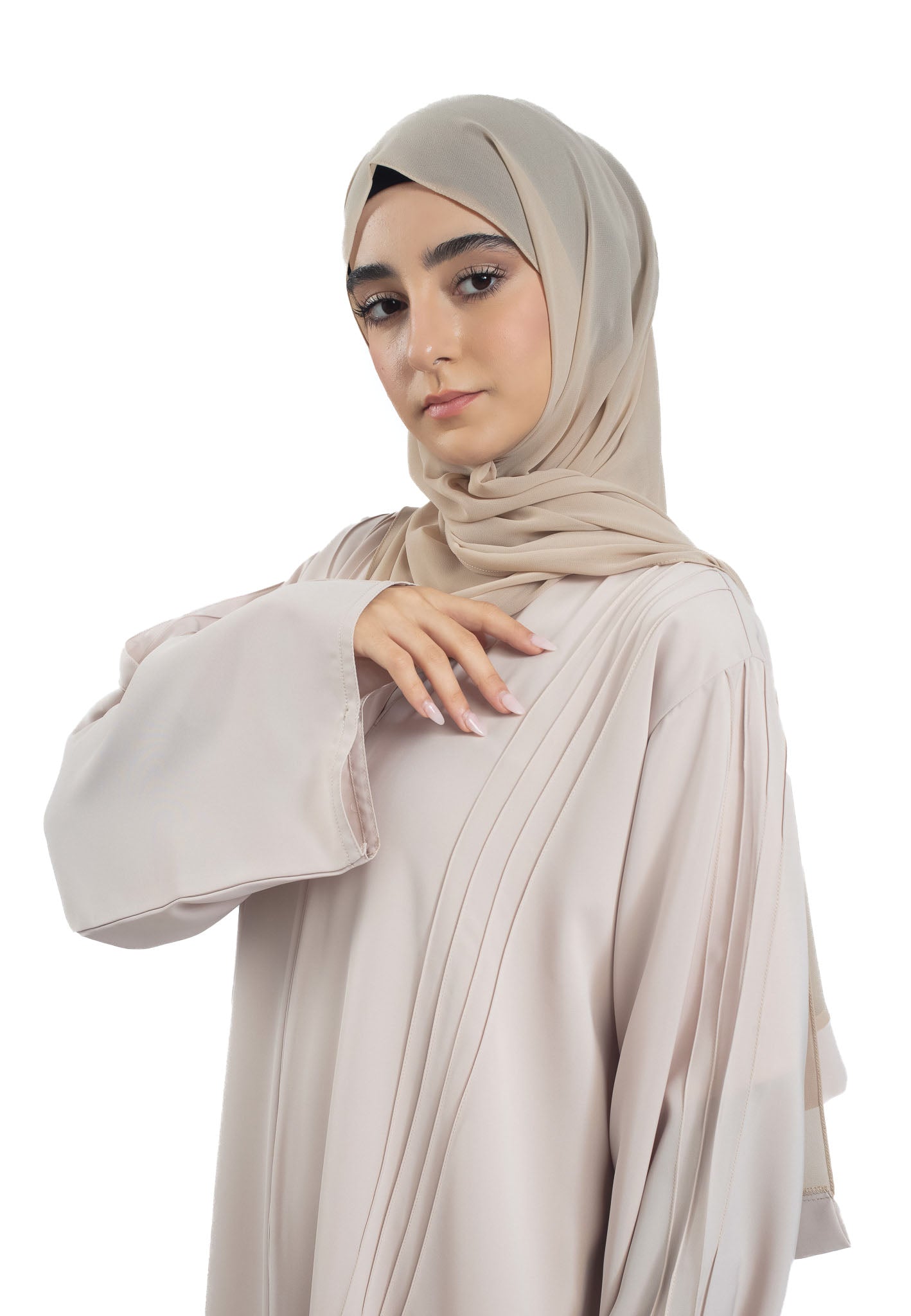 あやぴ様　トップス　beige Beige Nida Closed Abaya With Pleats Detailing | Hayah Al-Muslimah