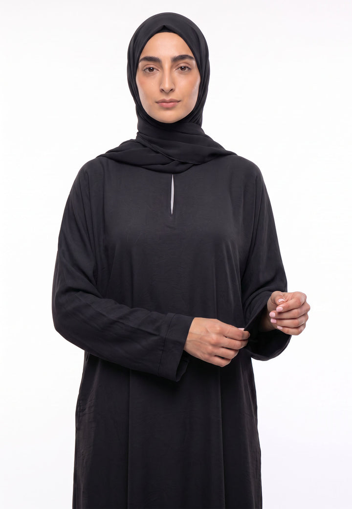 Black Crepe Abaya with Pockets - Front