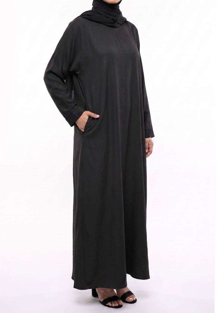 Black Crepe Abaya with Pockets - Front