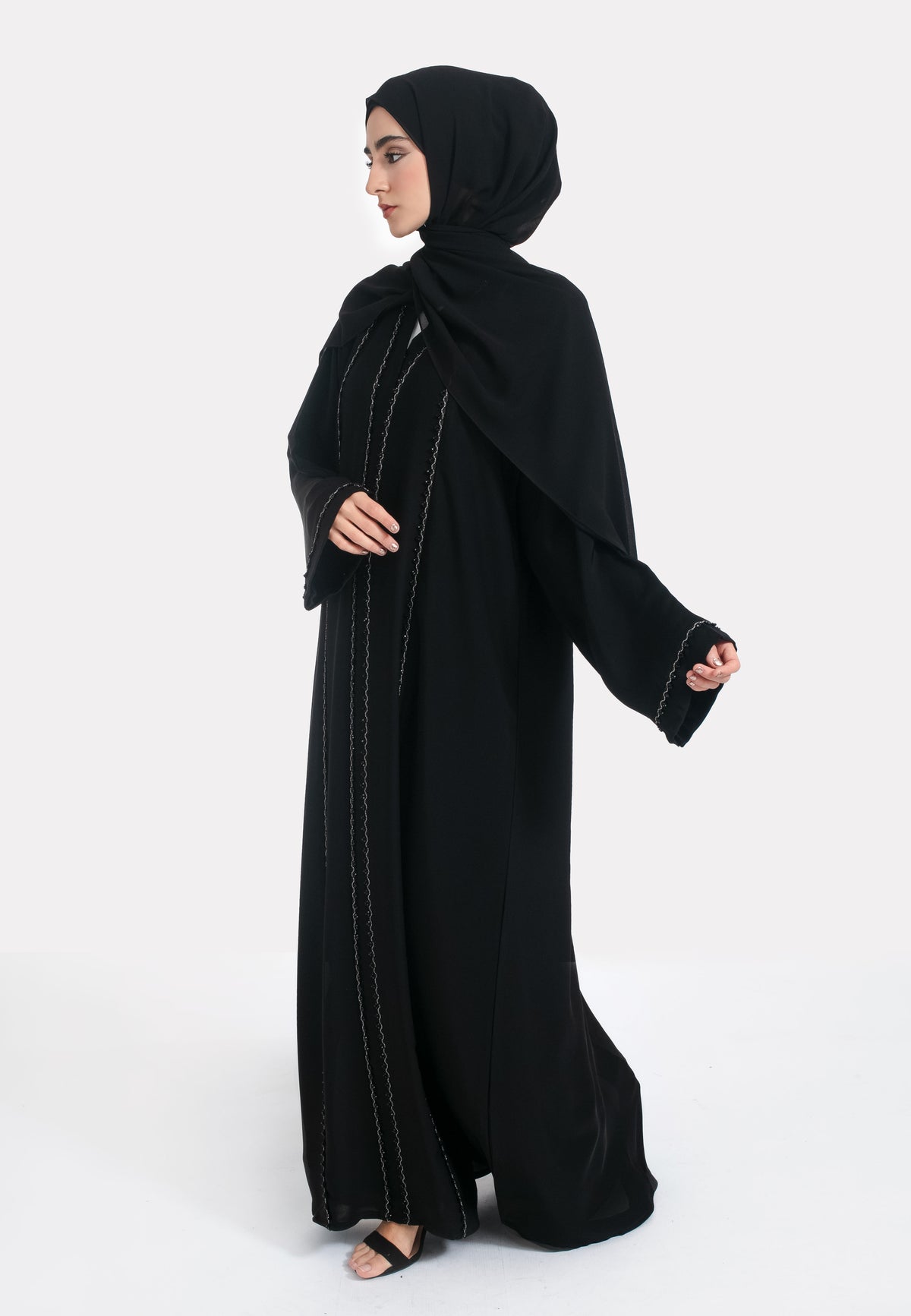Black Closed Abaya with Dainty Embellishments