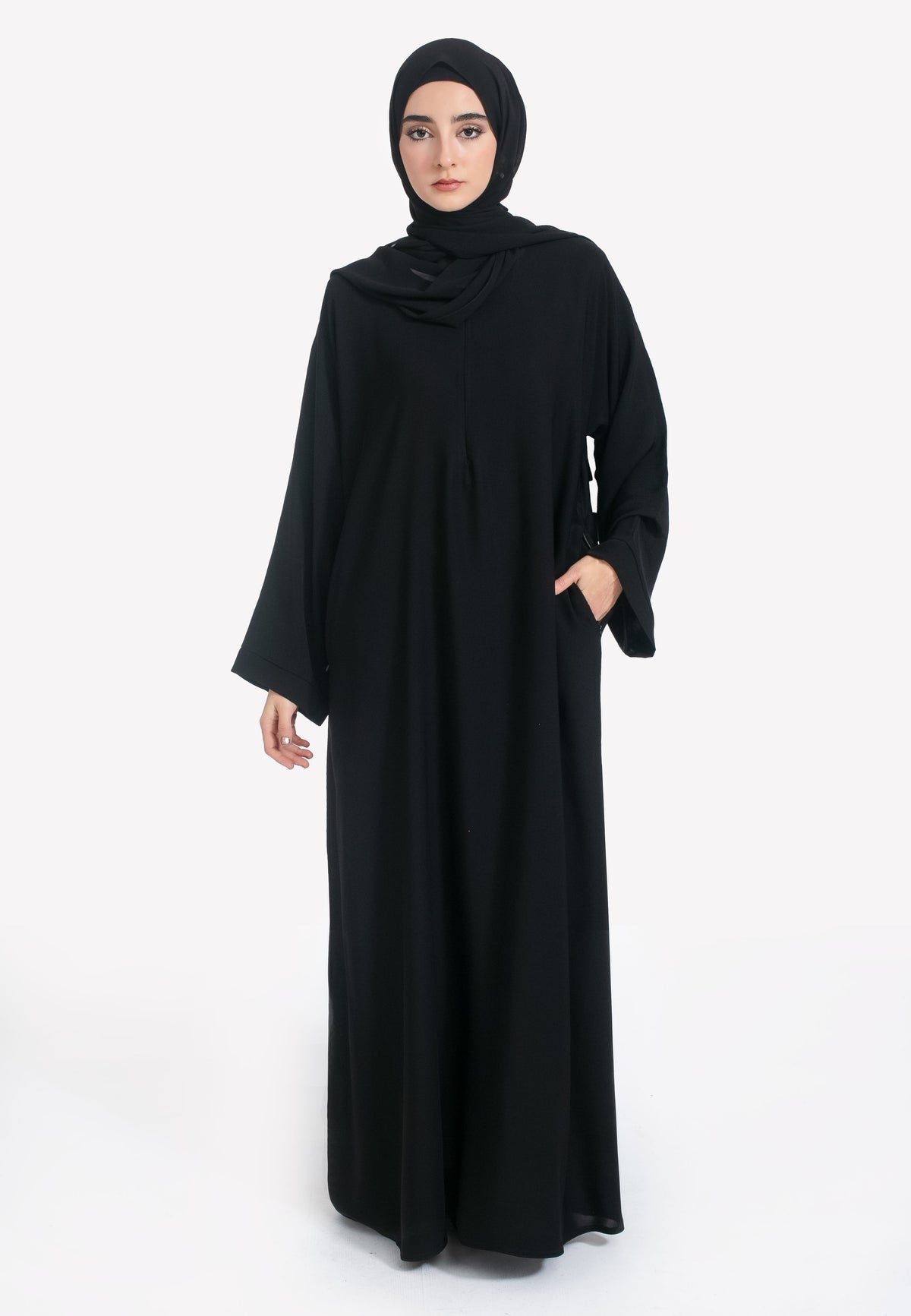 Black Abaya with Zip Pockets