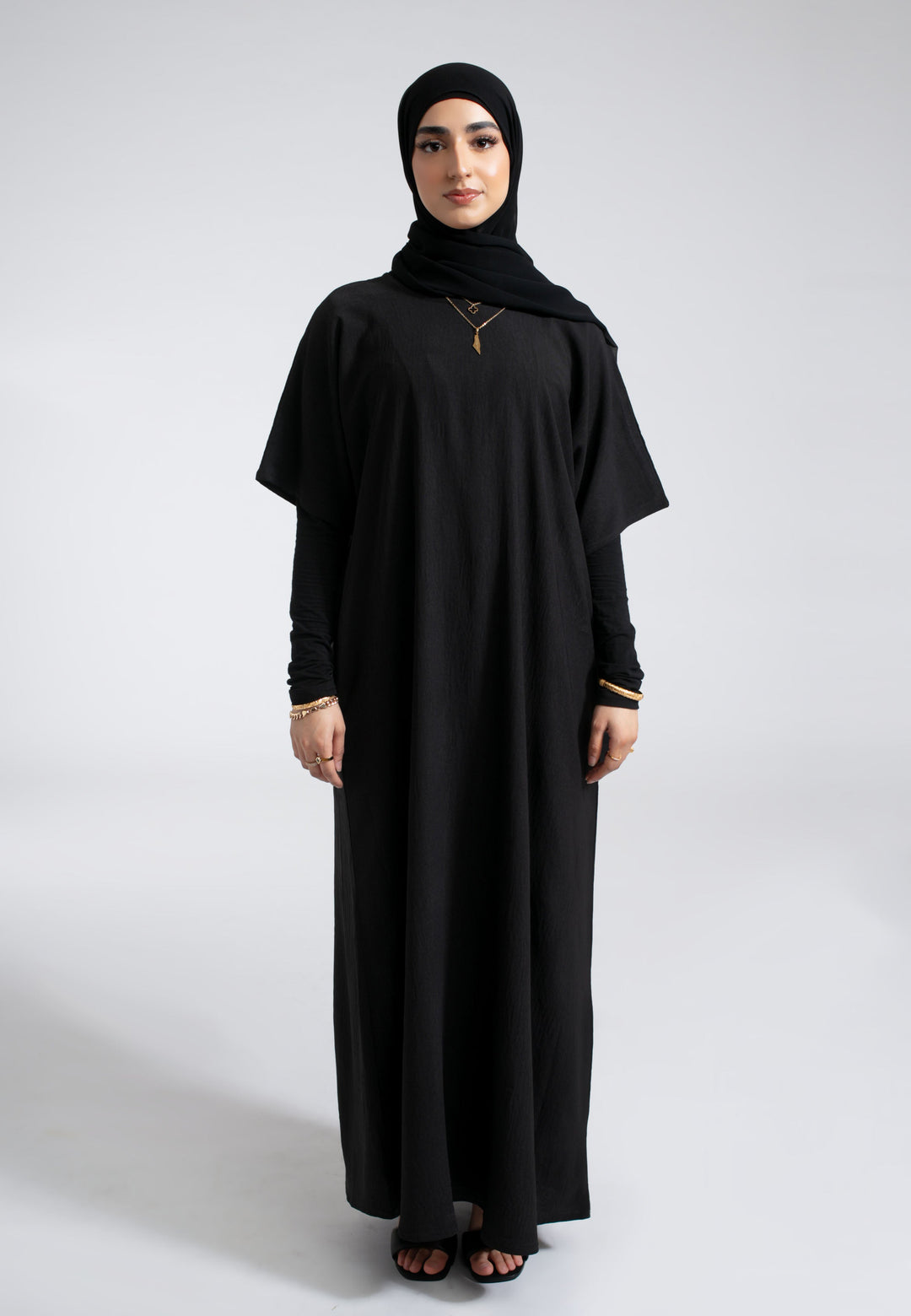 Black Inner Slip Dress With Pockets Online - Hayah Al-Muslimah Black Inner Slip Dress With Pockets Online - Hayah Al-Muslimah