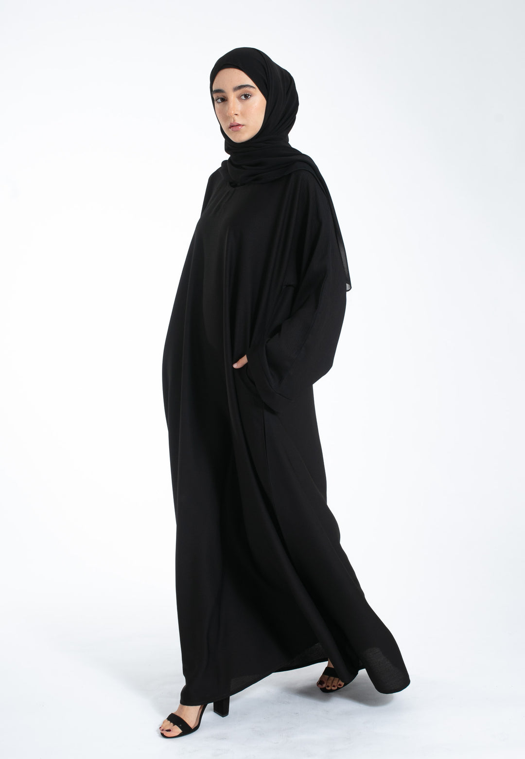 Black Textured Abaya With Zip Pockets