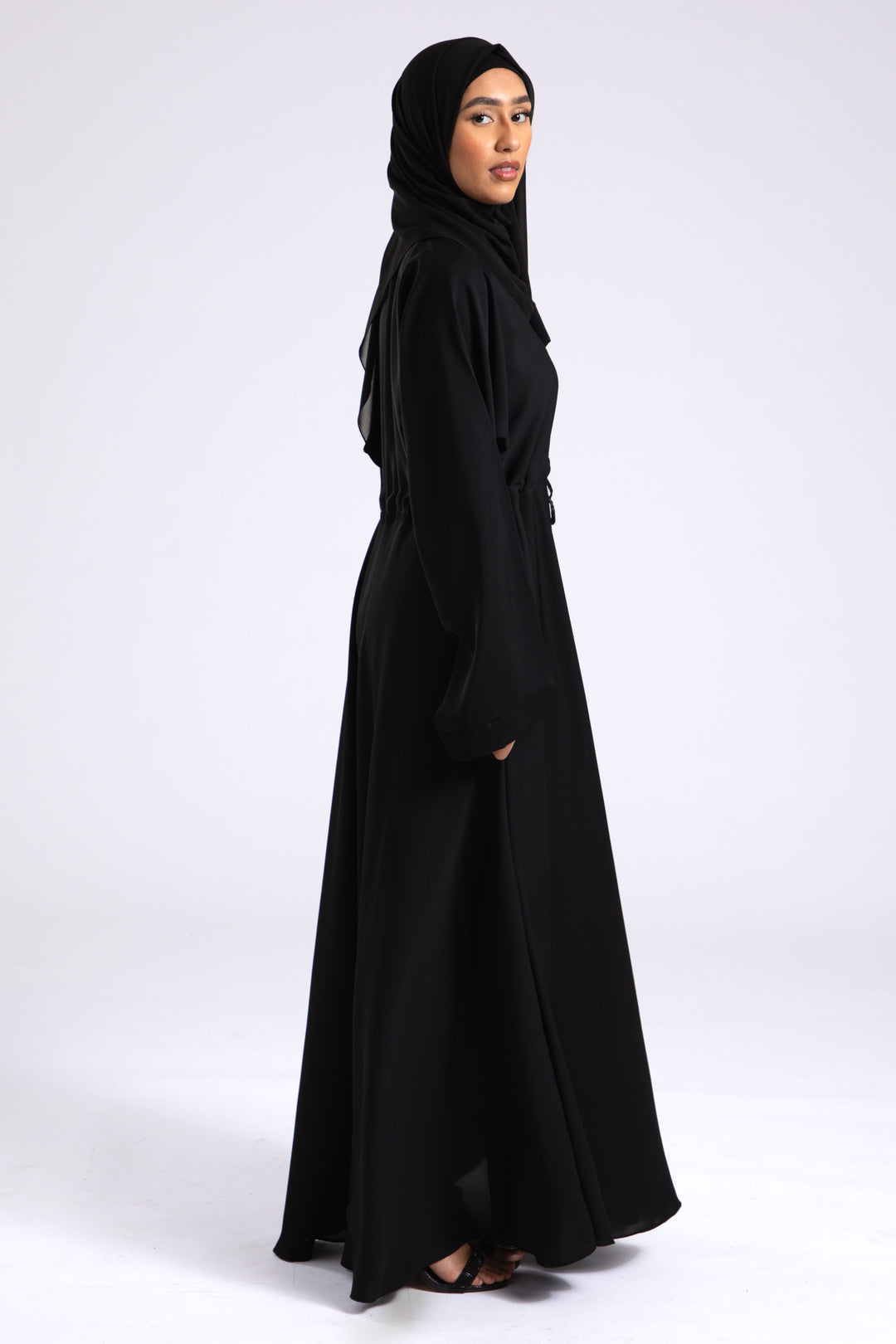 Plain Black Umbrella Cut Abaya With Inner Belt (Premium)