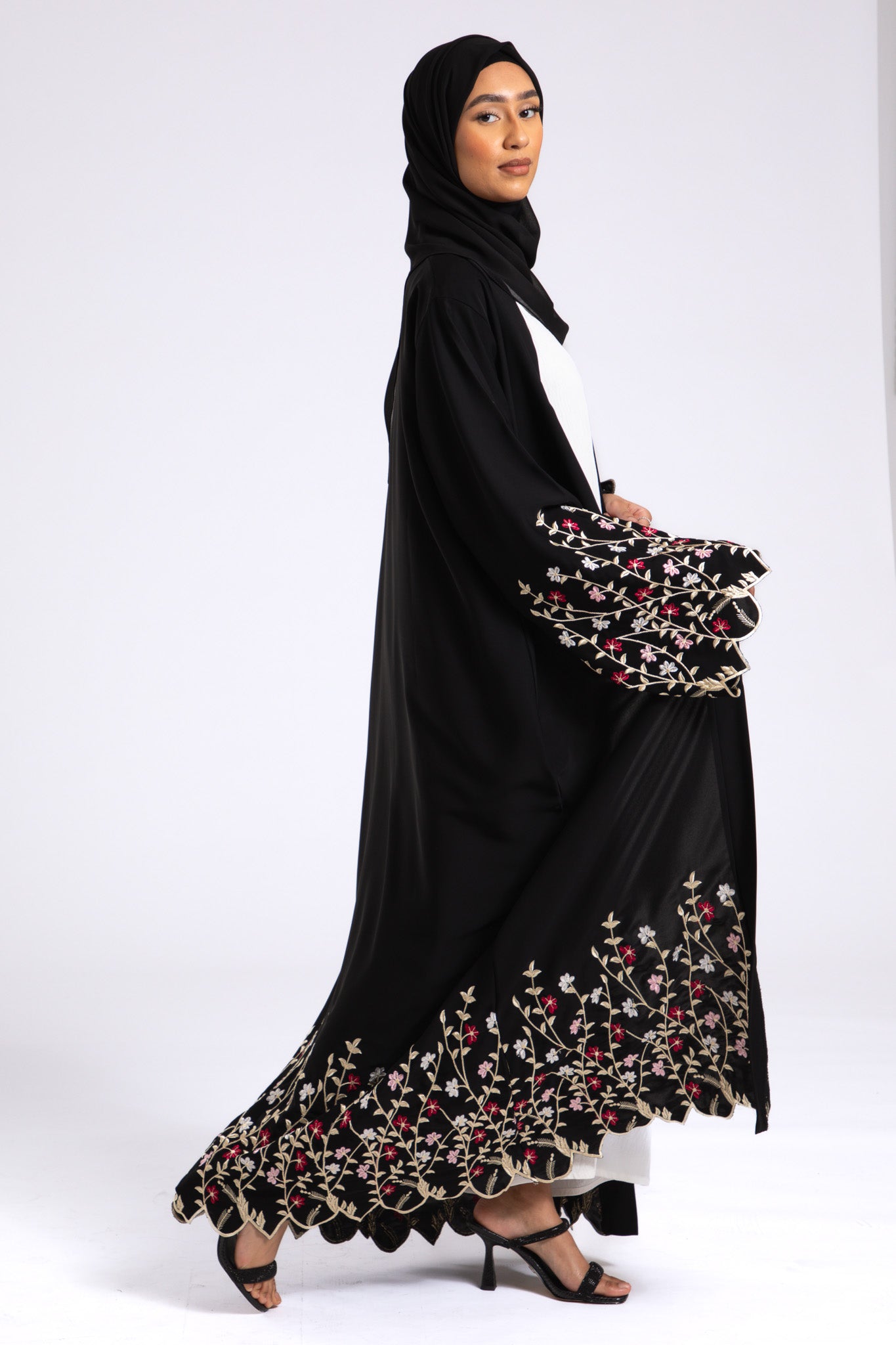 Zadina Blooming Flowers Embroidered Open Abaya | Hayah Al-Muslimah