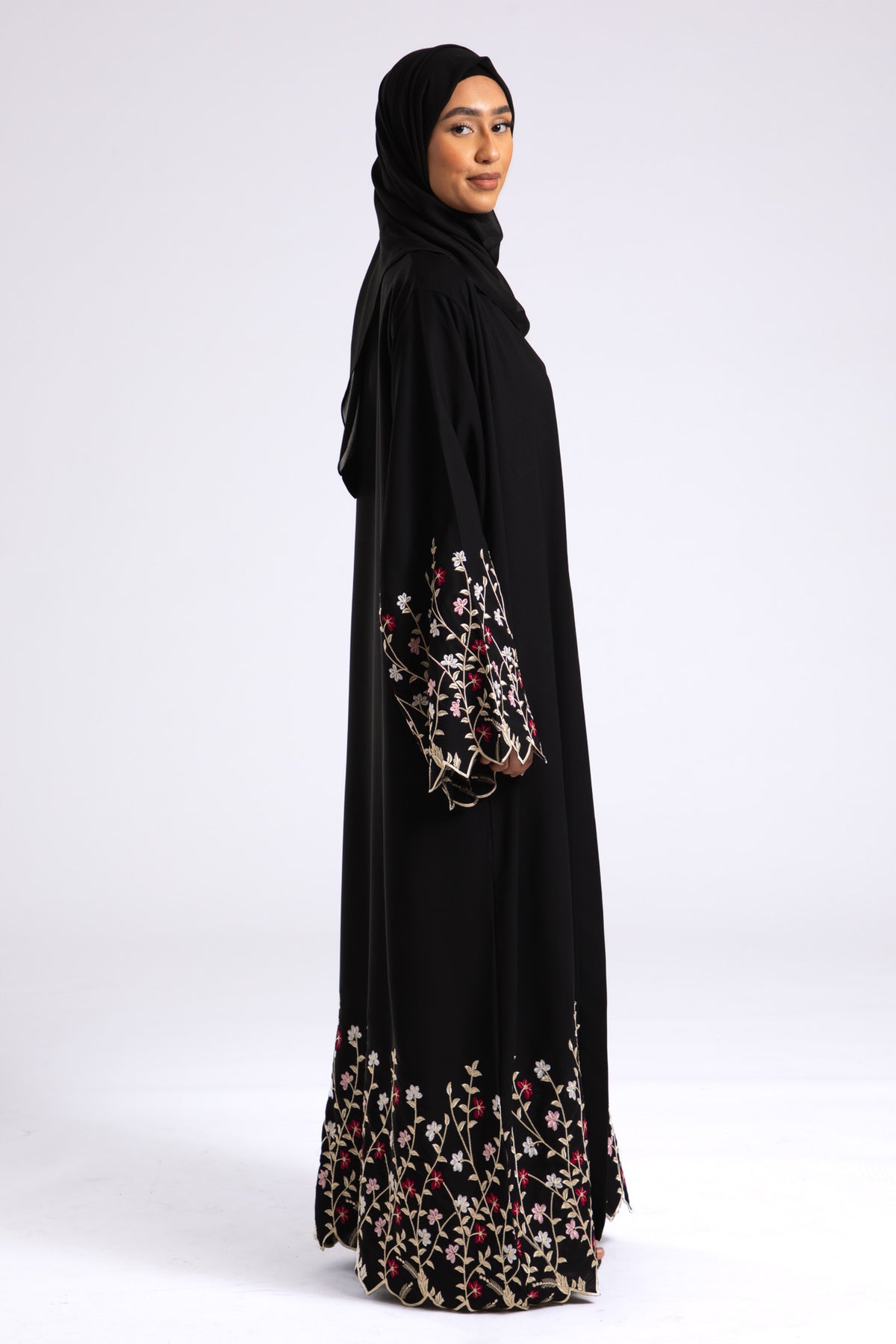 Zadina Abaya