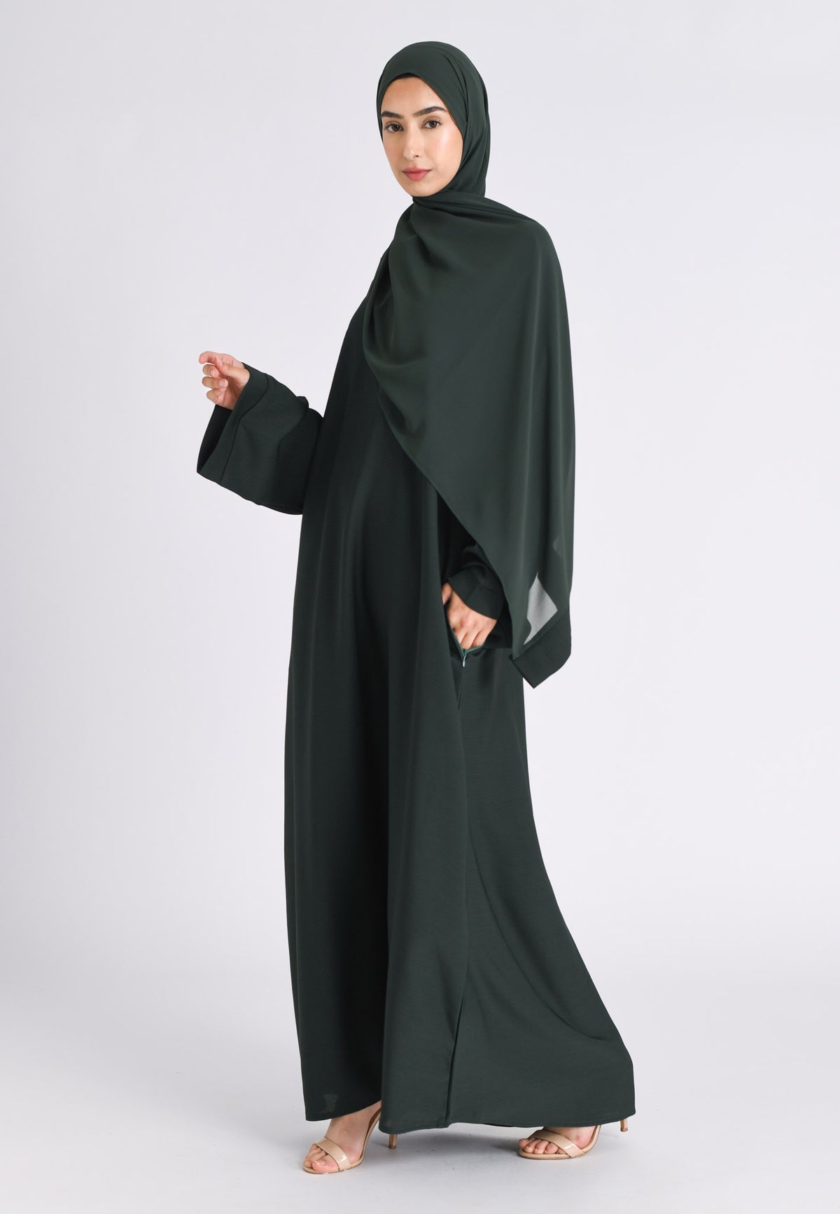 Bottle Green Textured Abaya With Zip Pockets