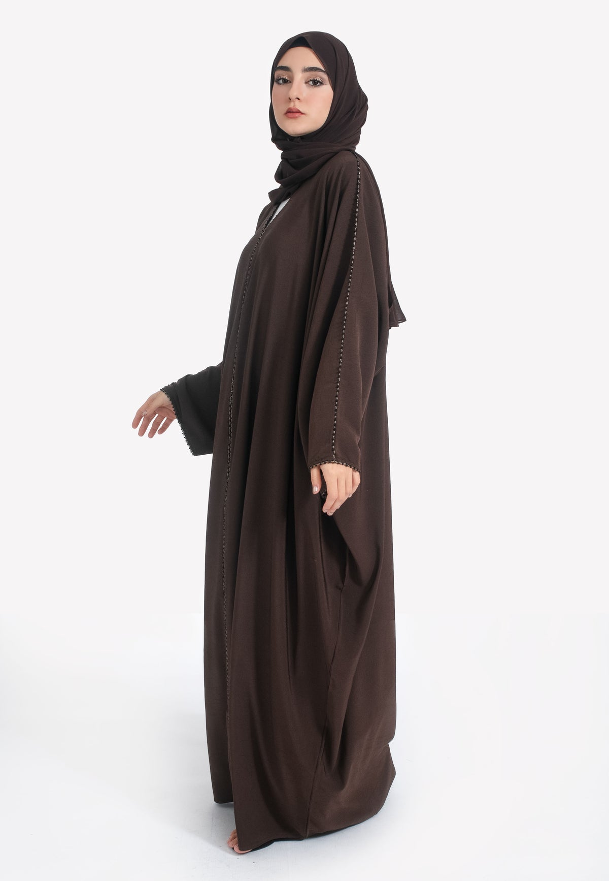 Side of Brown Closed Dainty Farasha