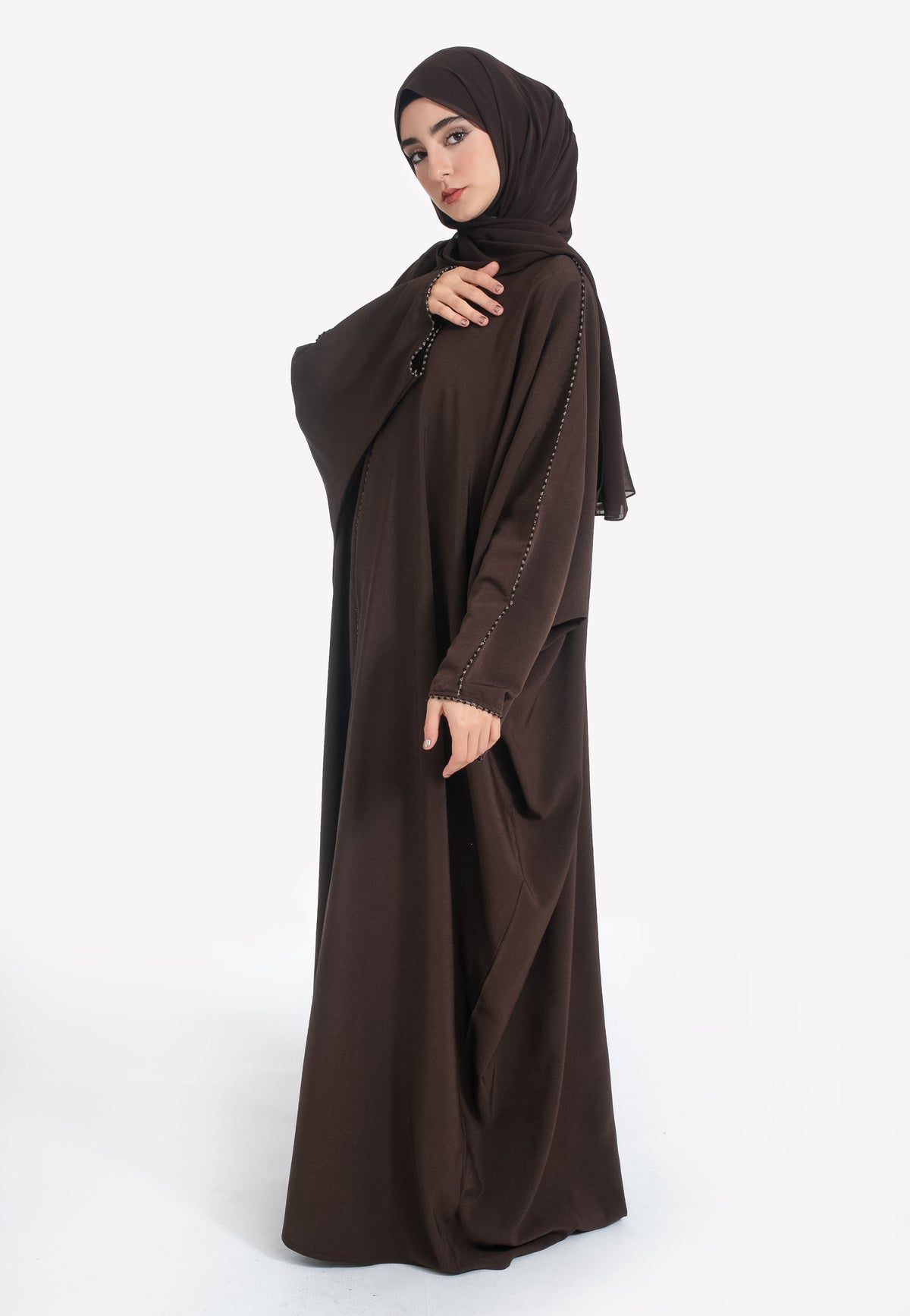 Side of Brown Closed Dainty Farasha