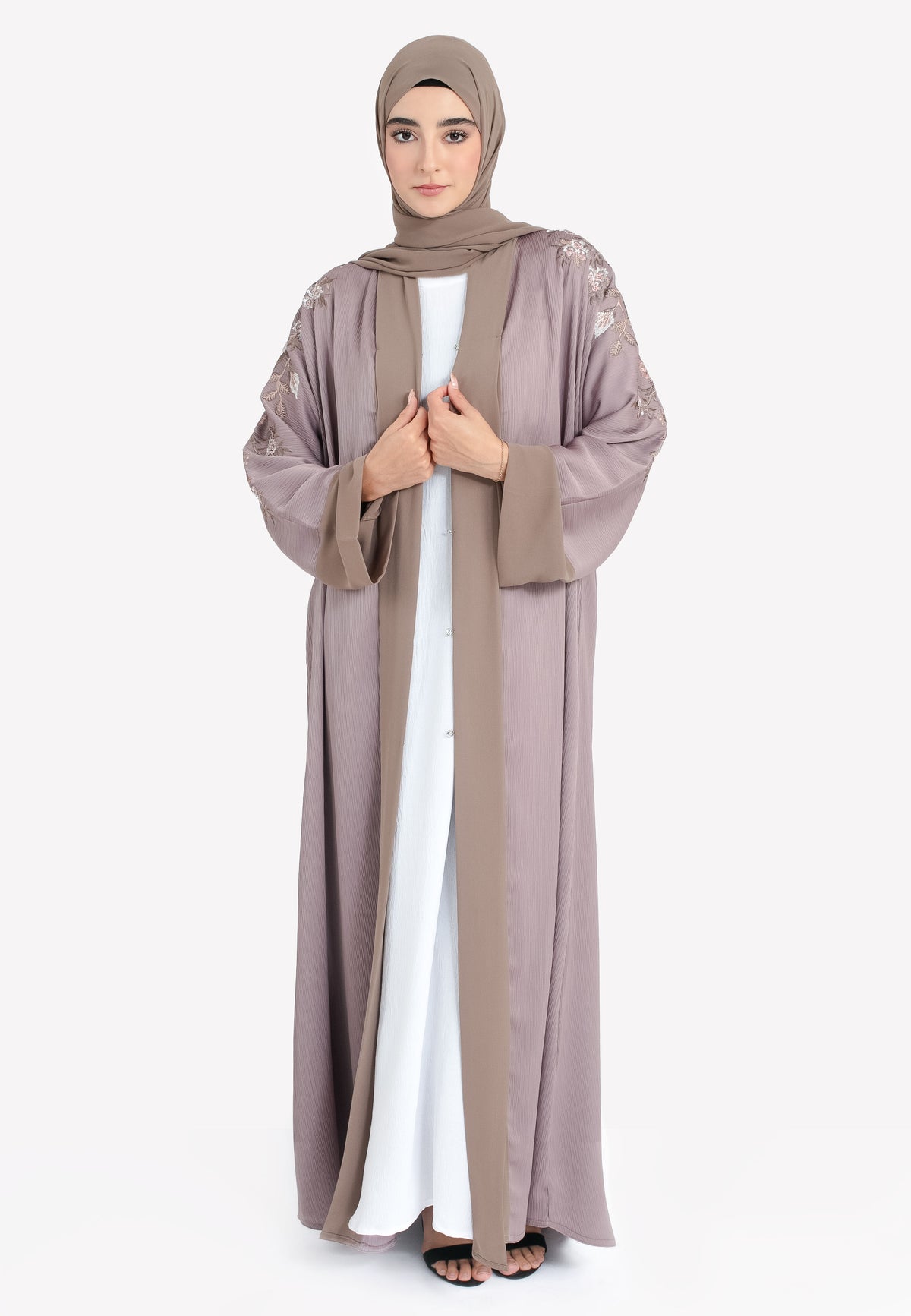 Front Bulgarian Rose Kimono Abaya