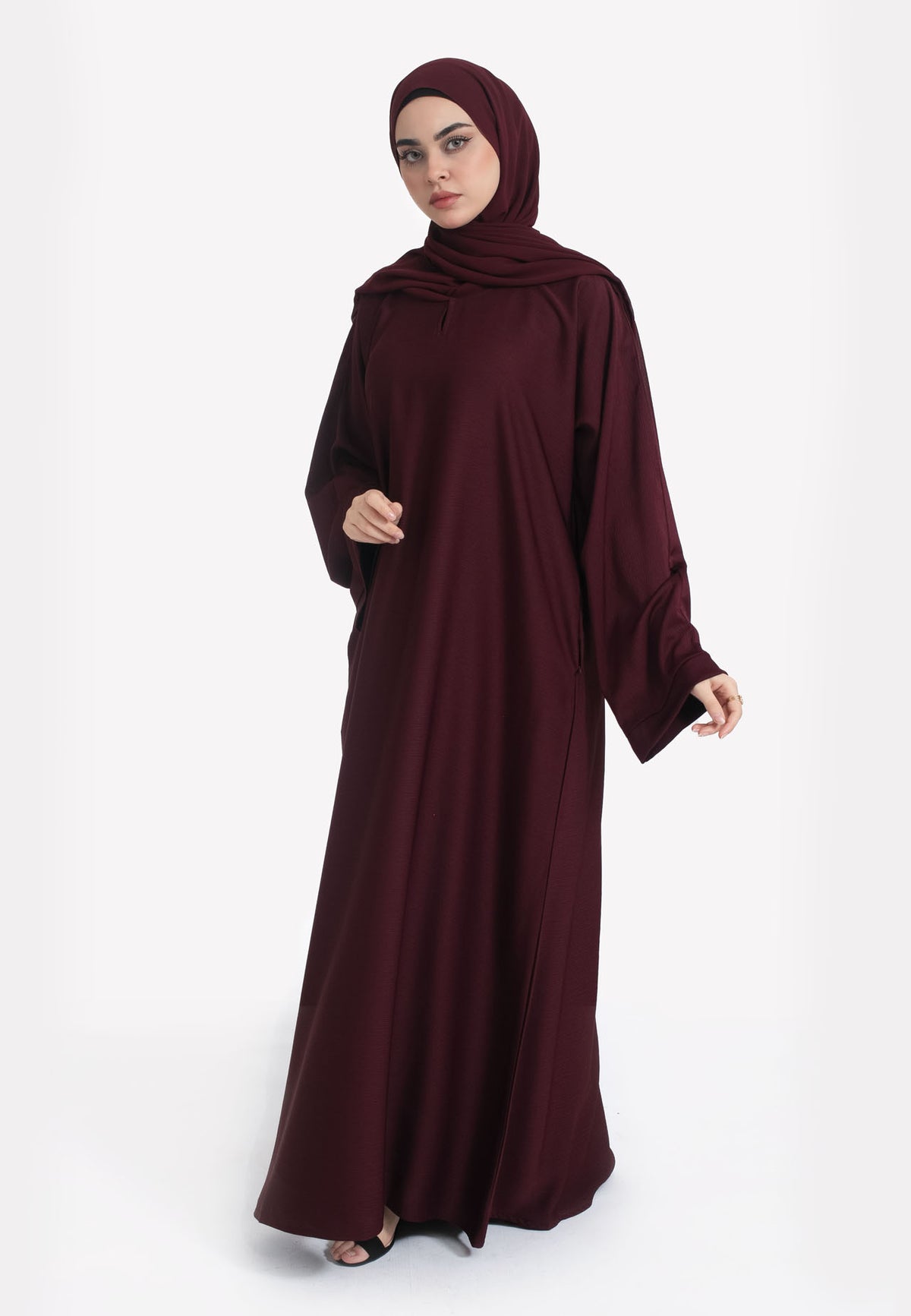 Burgundy Textured Abaya With Zip Pockets