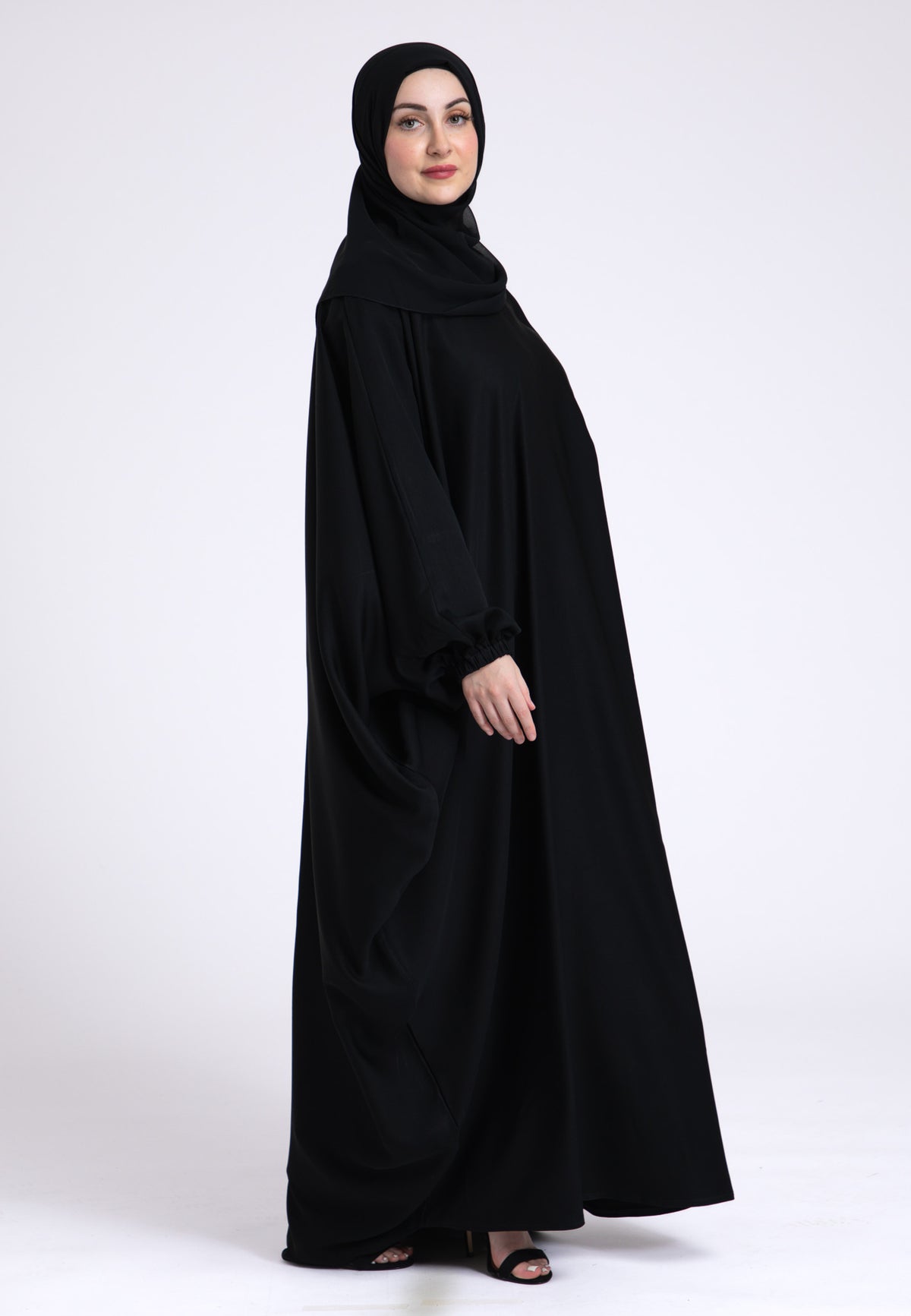 Classic Black Farasha With Elasticated Cuff Sleeves