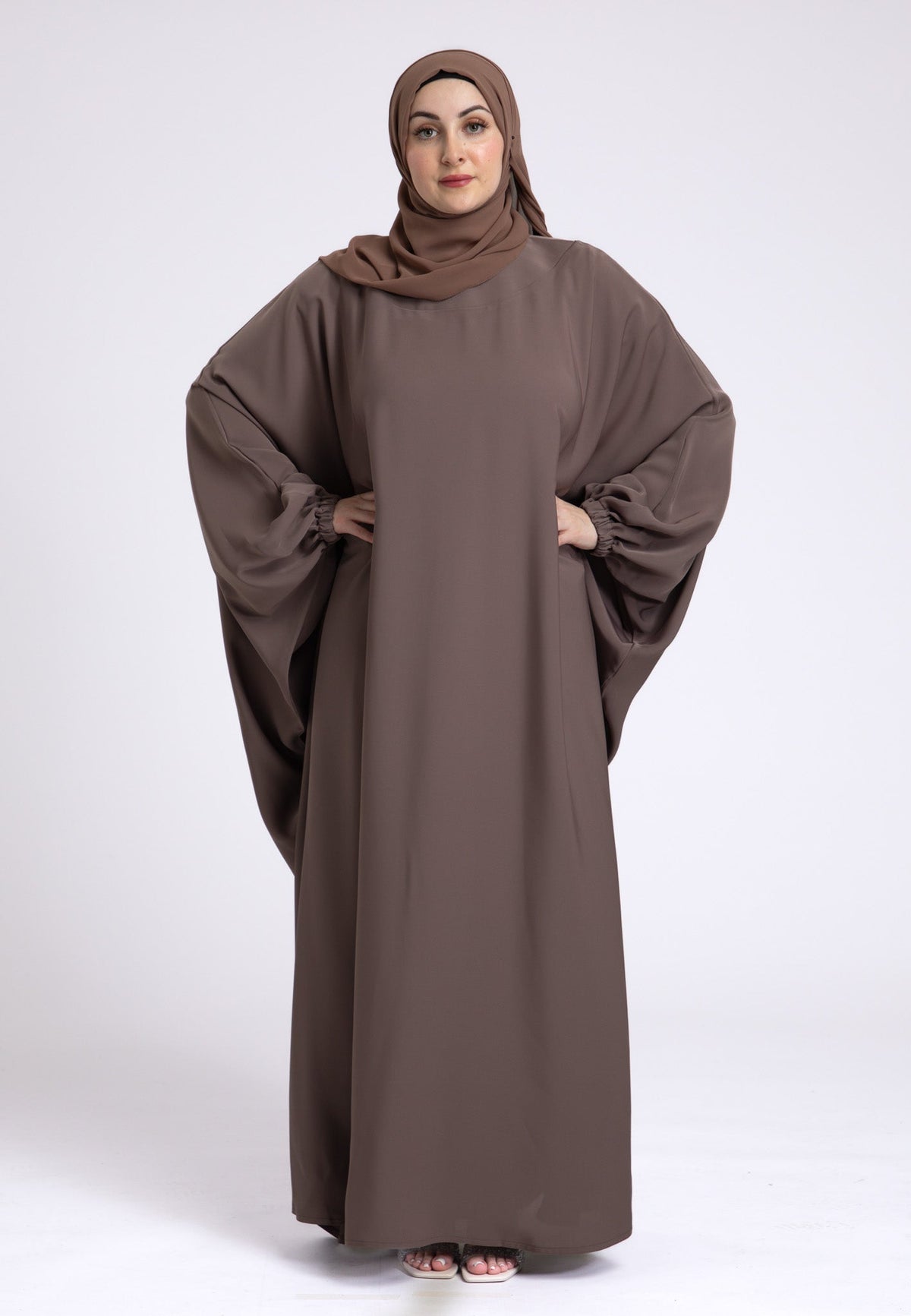 Classic Taupe Farasha With Elasticated Cuff Sleeves Hayah Al-Muslimah