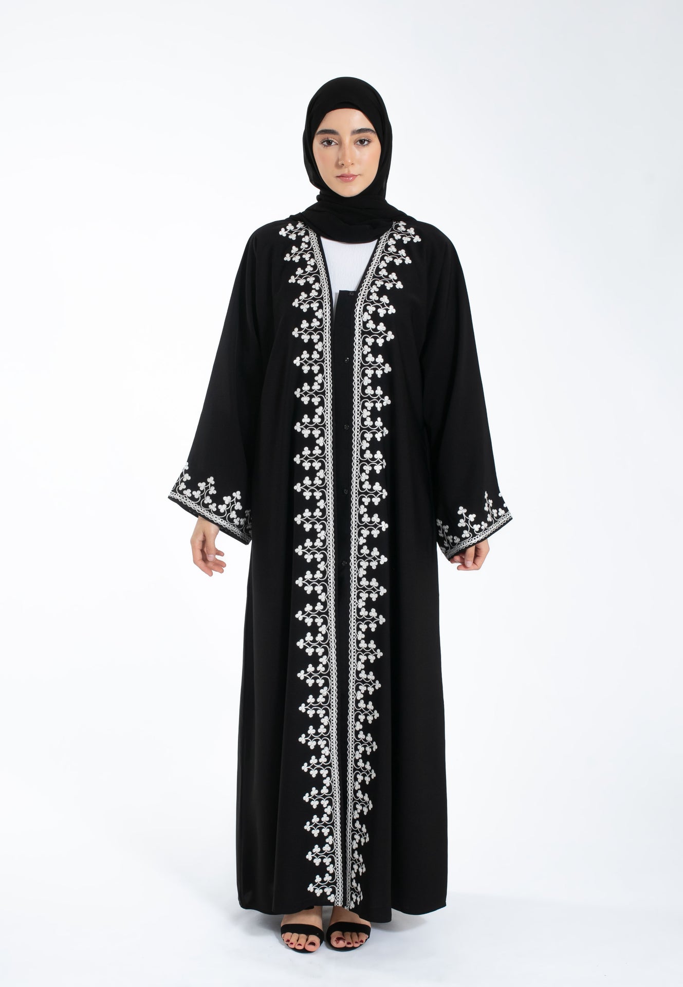 ハーヤ Clover Embroidered Black Open Abaya – Hayah Al-Muslimah