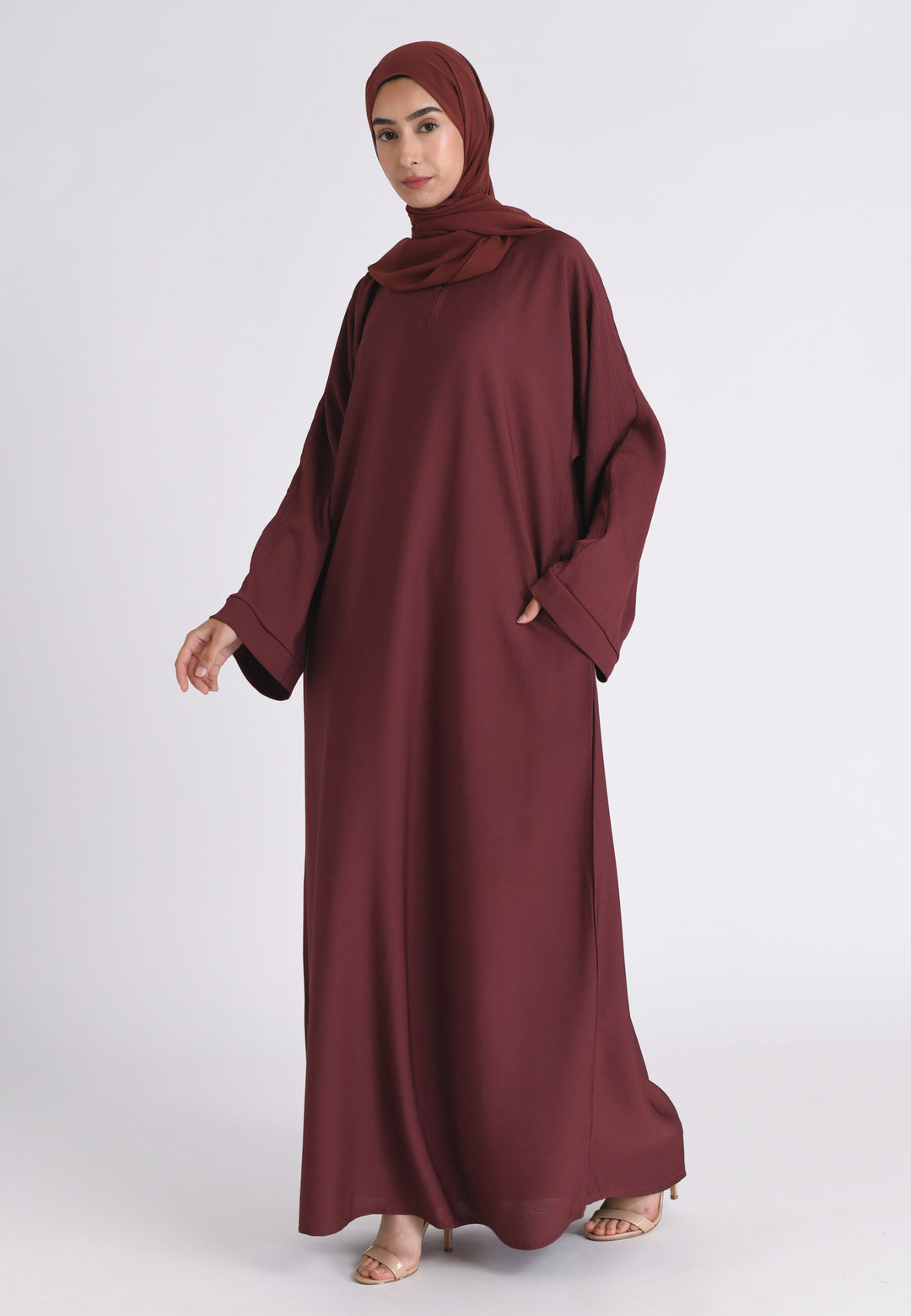 Dusty Mauve Textured Abaya With Zip Pockets (Premium)