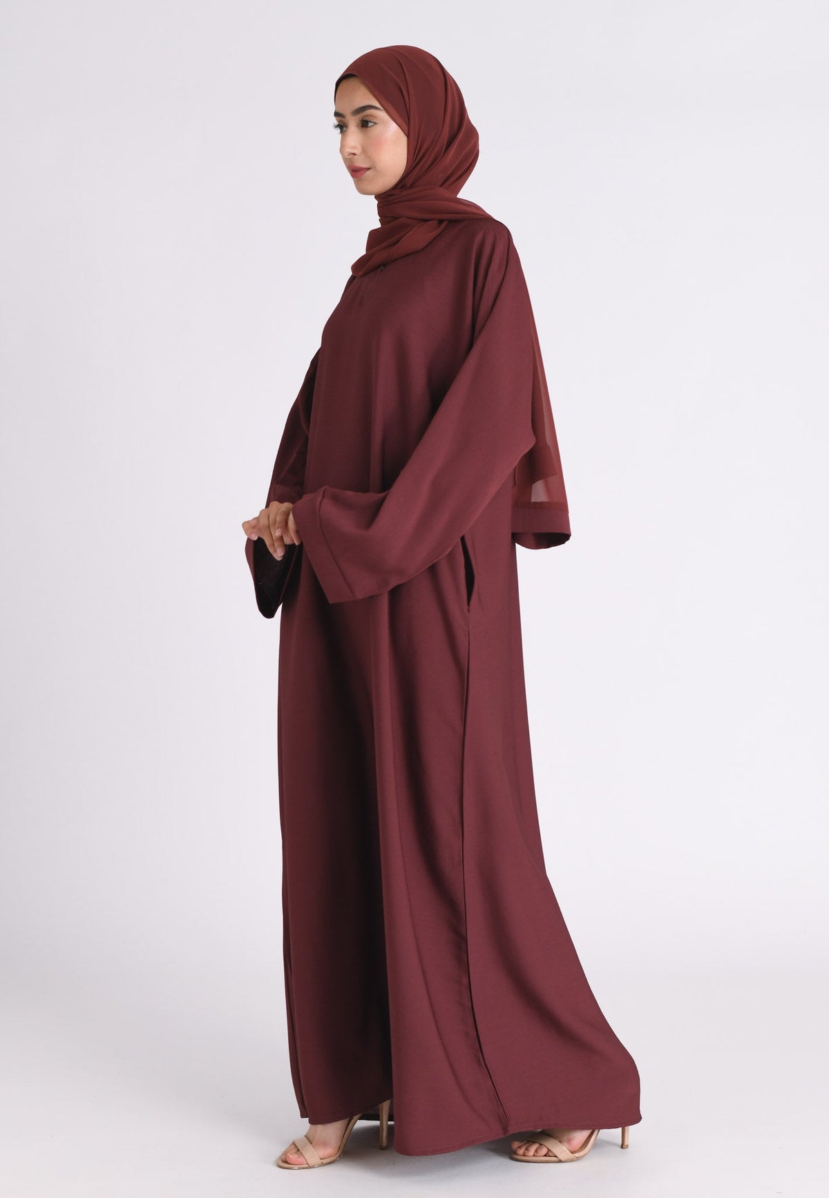 Dusty Mauve Textured Abaya With Zip Pockets (Premium) Hayah Al-Muslimah
