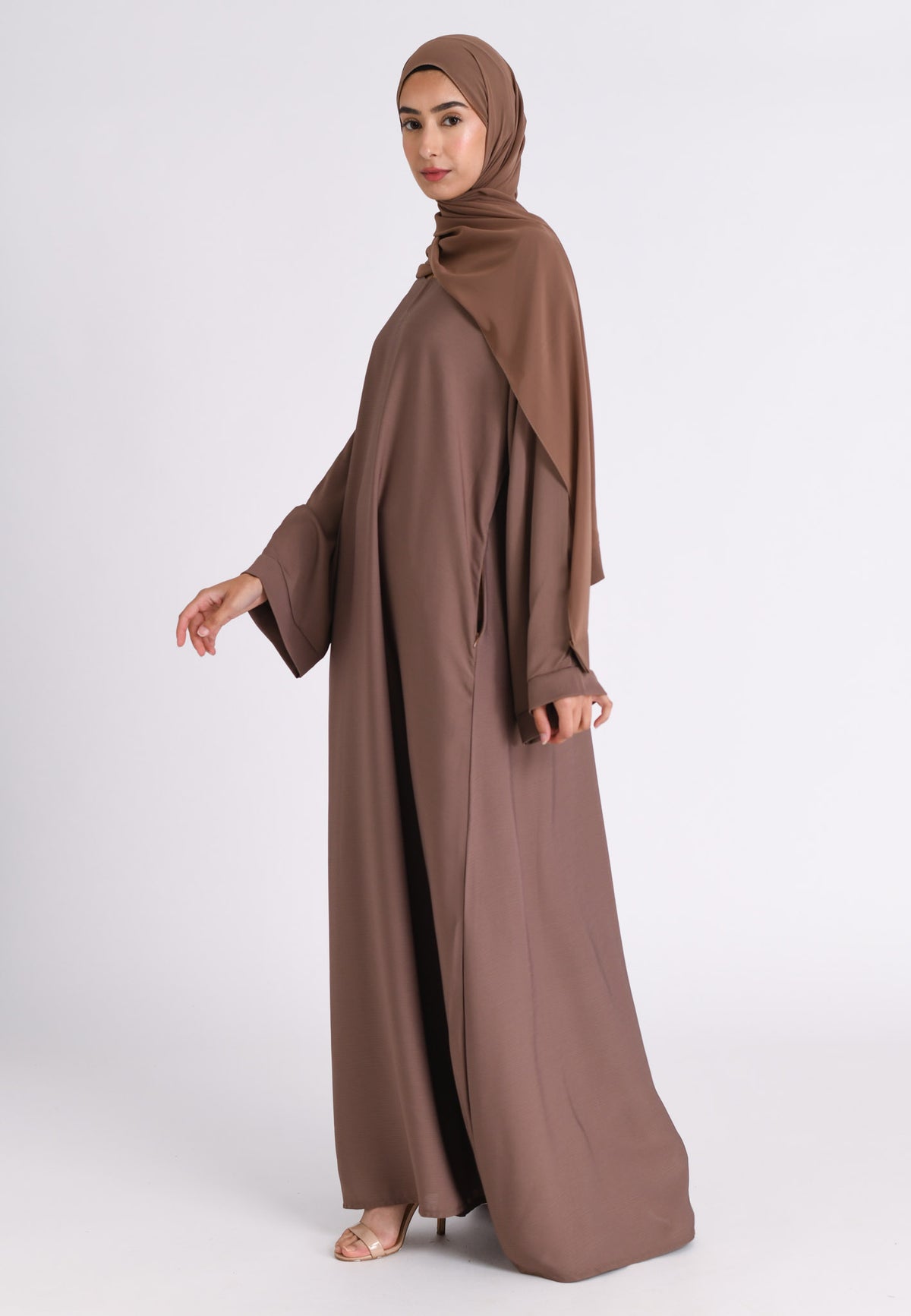 Dusty Mink Abaya with PocketsDusty Mink Abaya with Pockets