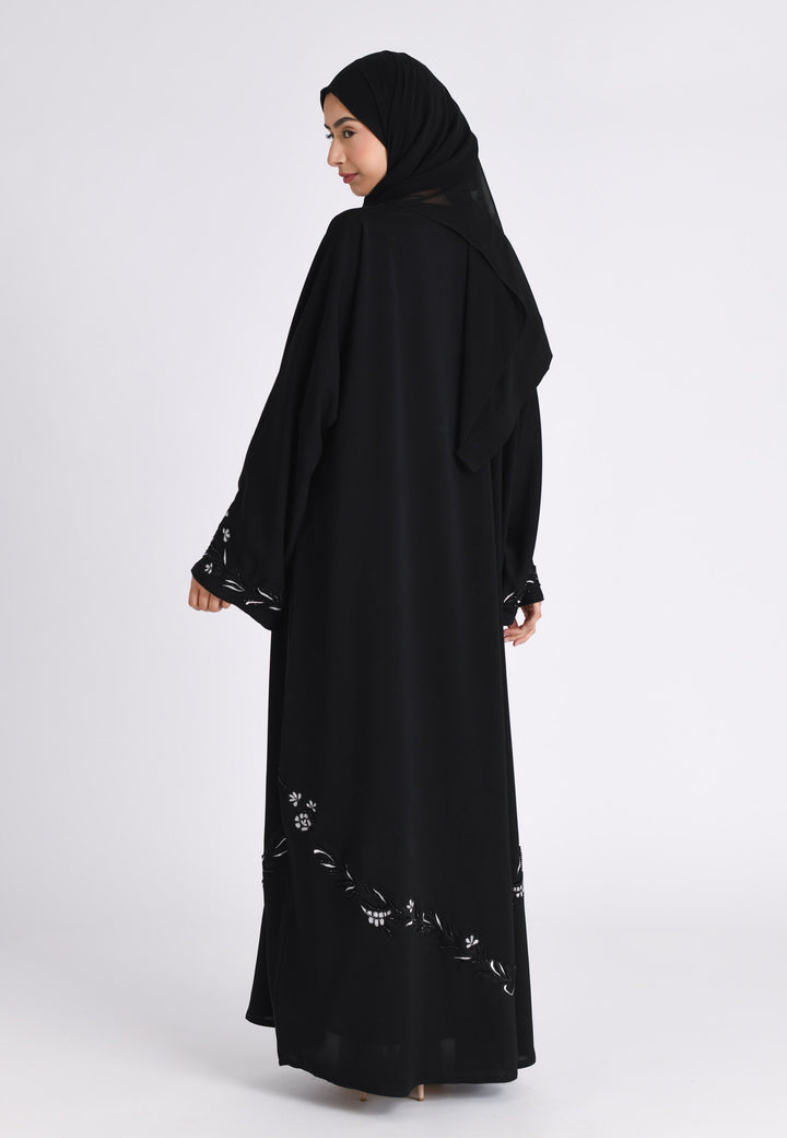 Elegant Noir Embroidered Abaya With Minimal Embellishments