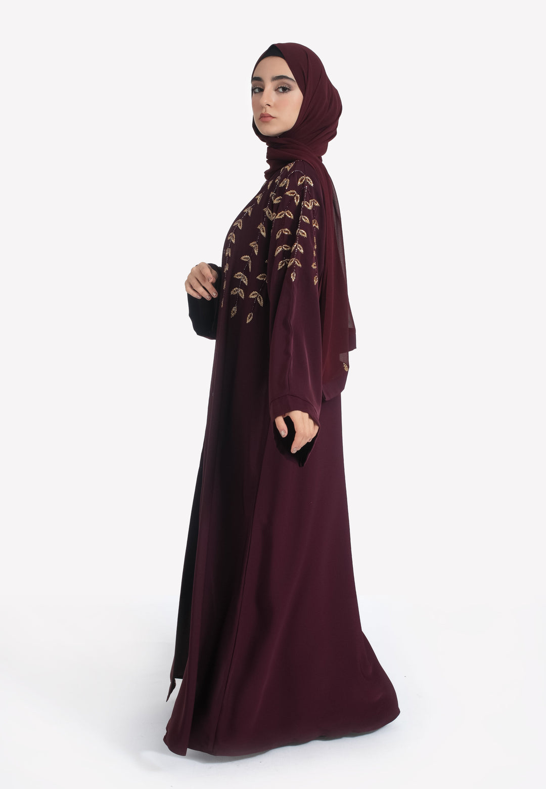 Burgundy Open Abaya with Gold Beadwork | Luxury for Special Occasions Hayah Al-Muslimah Burgundy Open Abaya with Gold Beadwork | Luxury for Special Occasions Hayah Al-Muslimah