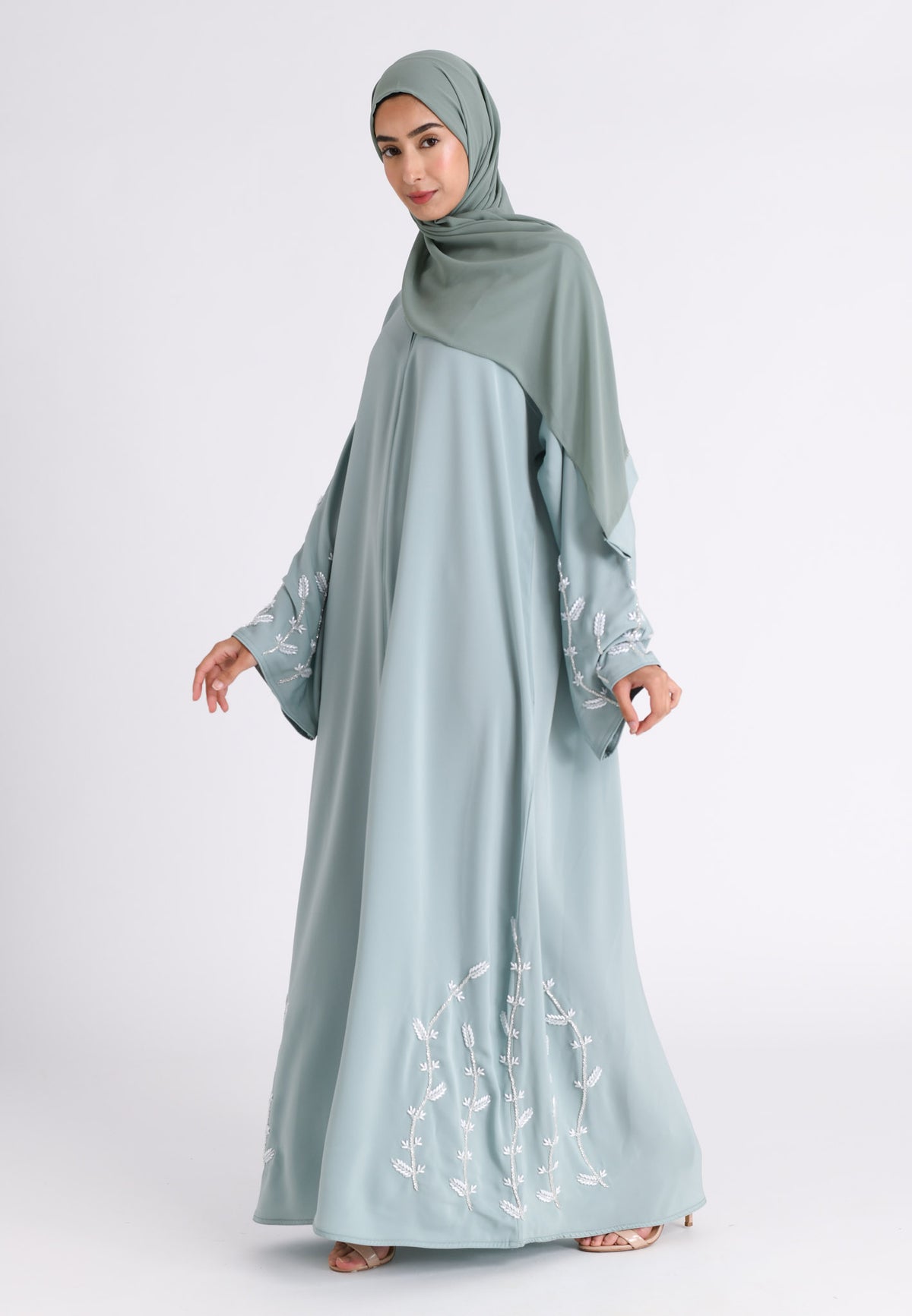 Luxury Maldives Closed Abaya