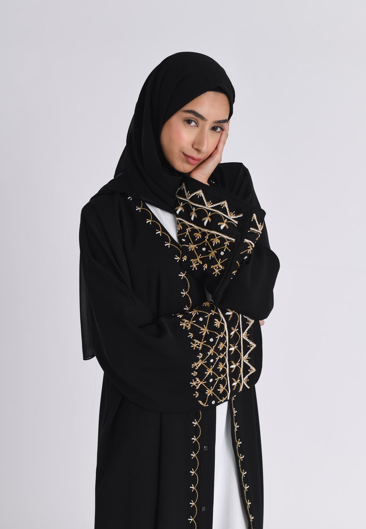 Midnight Black & Gold Lumire Open Abaya (Premium) | Hayah Al-Muslimah Midnight Black & Gold Lumire Open Abaya (Premium) | Hayah Al-Muslimah