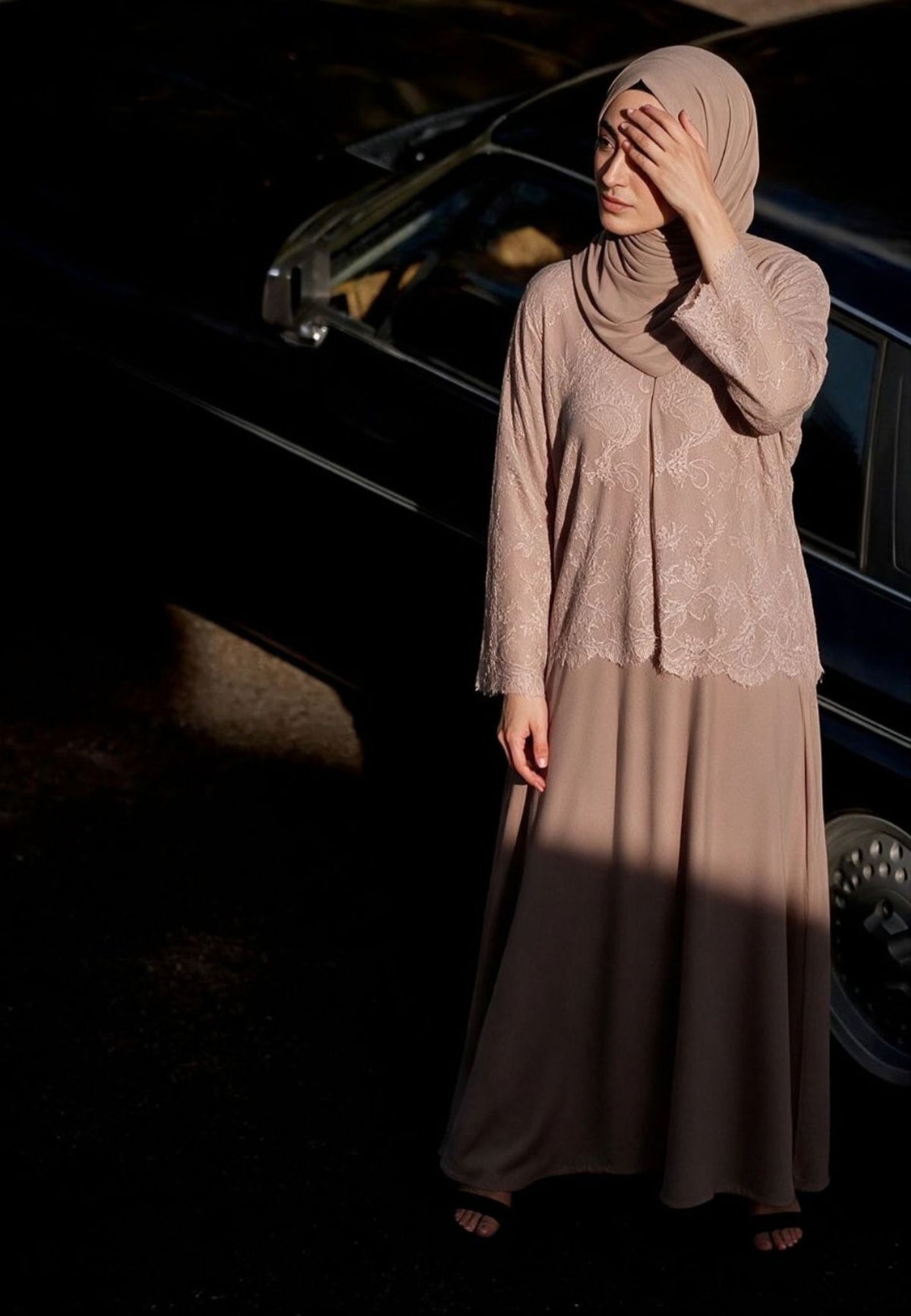 Mocha Lace Cape Open Abaya (Premium)