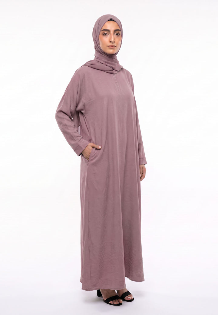 Luxury Mulberry Everyday Closed Abaya with Zip Pockets – Crepe