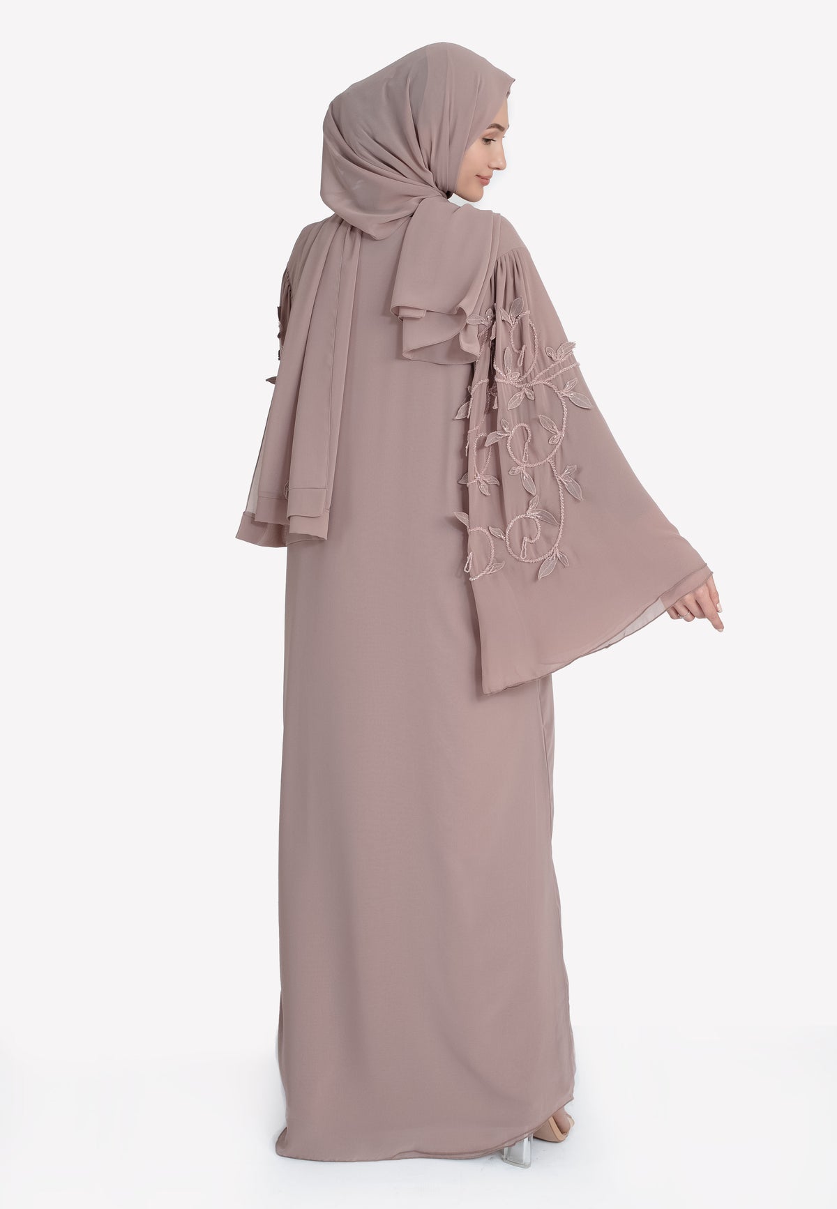 Nude Floral Abaya Set - Sleeves Details