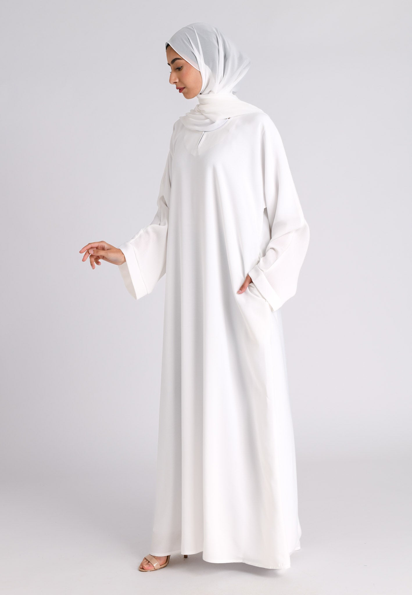 White abaya shop for hajj