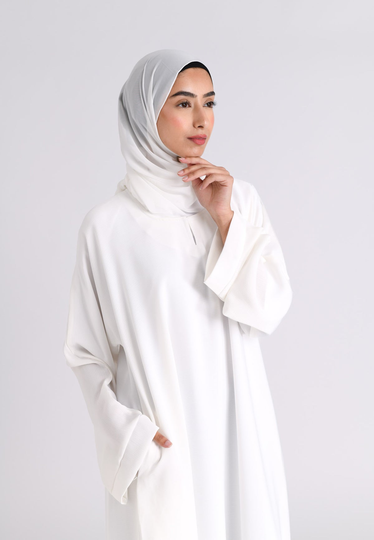 Off-White Textured Abaya With Pockets