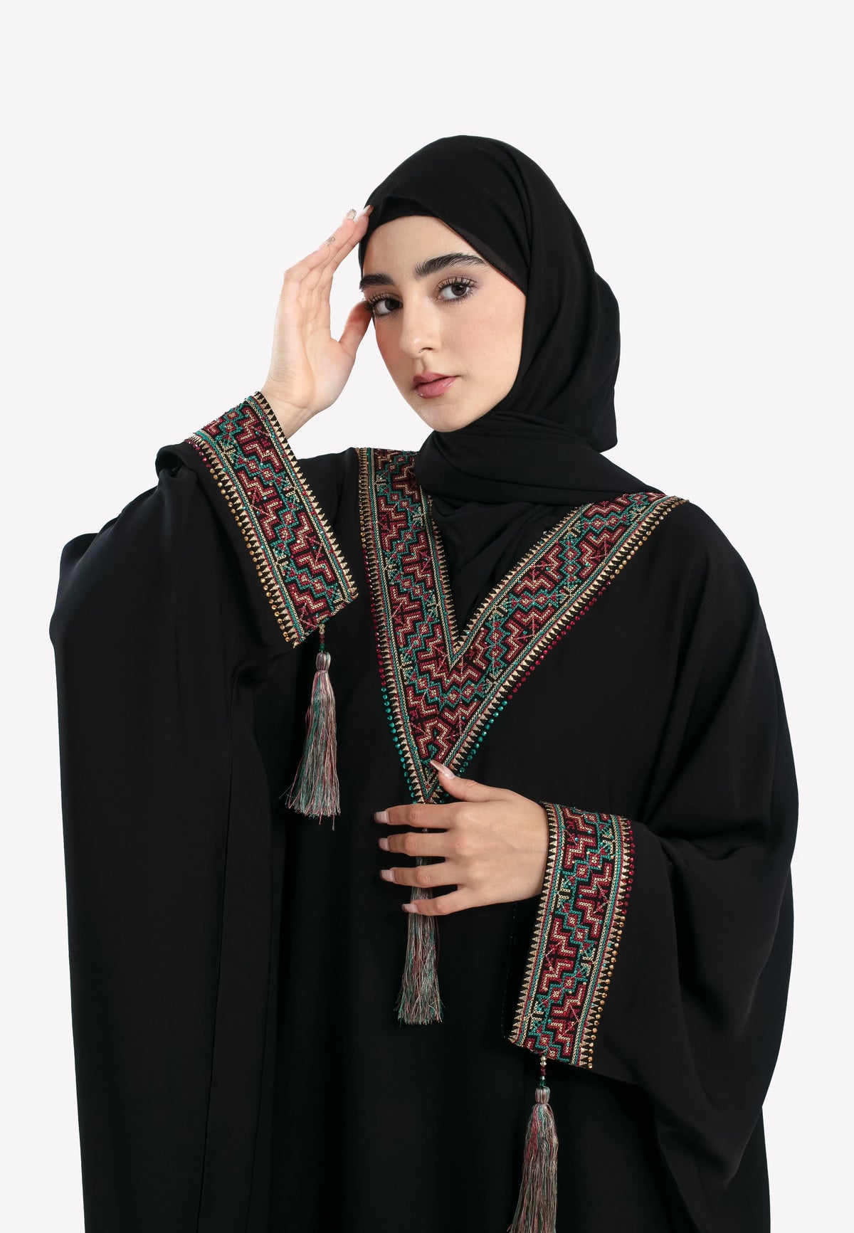 Details of Palestinian Inspired Batwing Abaya