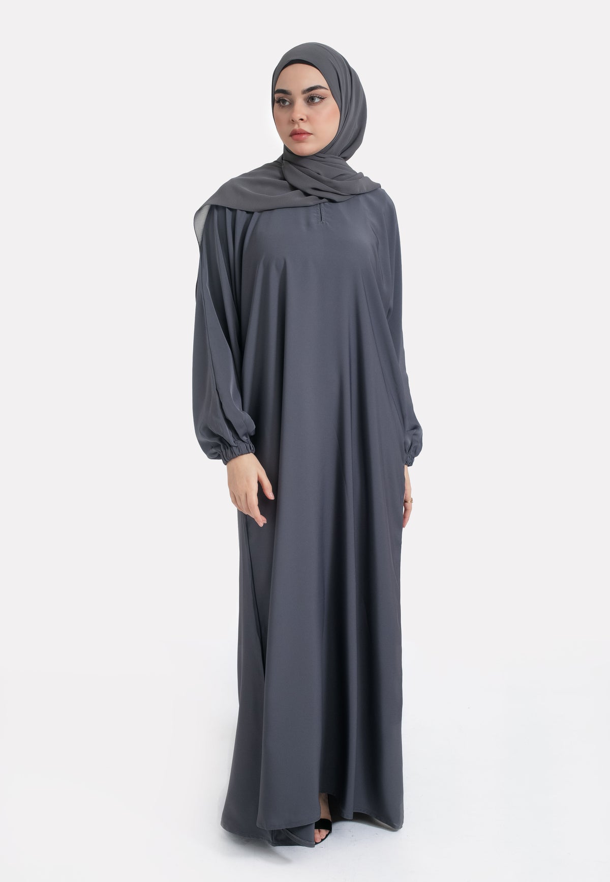 Grey Abaya with Pockets & Cuffs