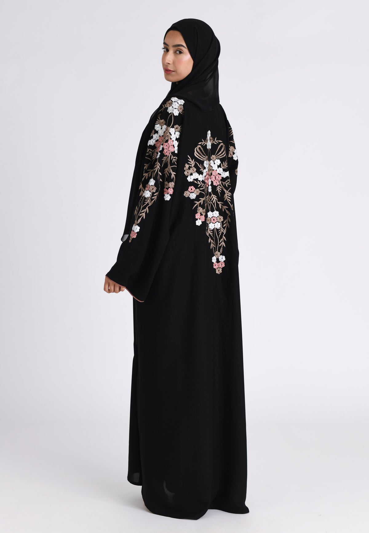 Floral Embroidered Closed Abaya