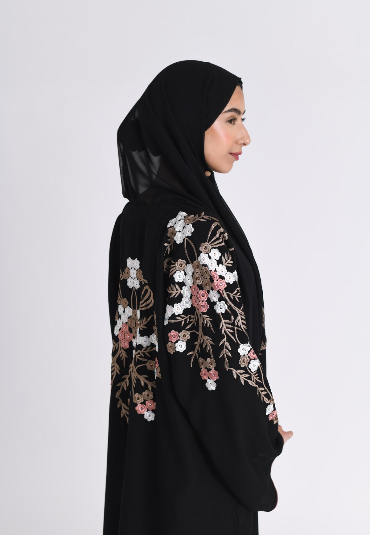 Floral Embroidered Closed Abaya