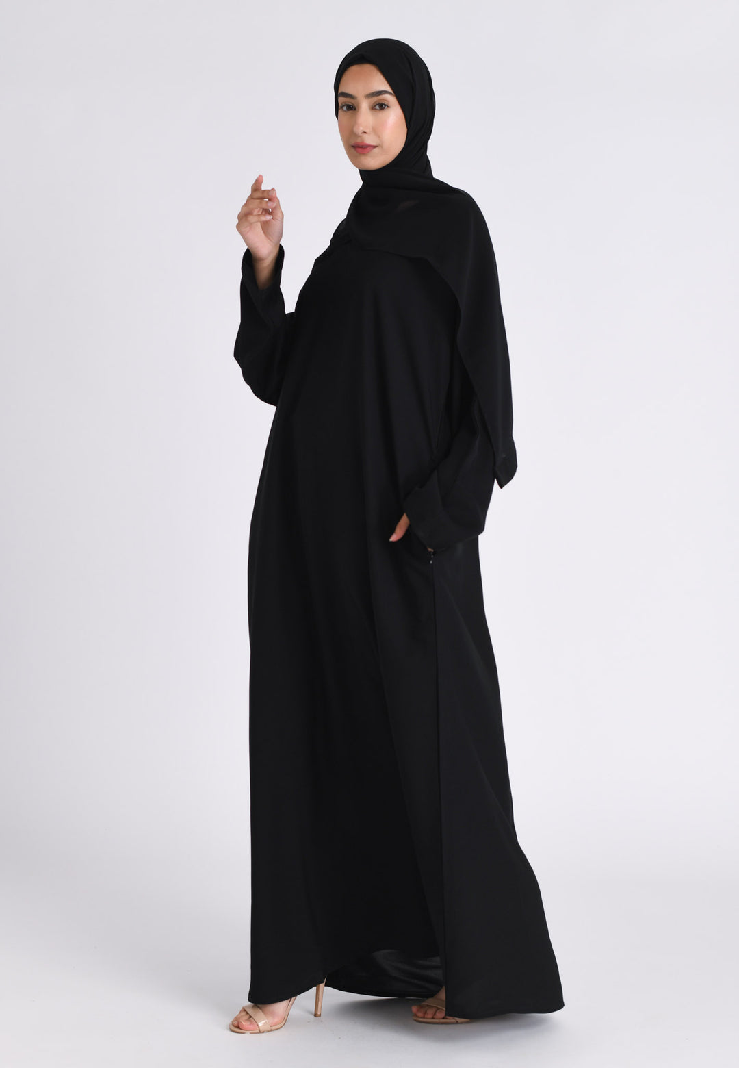 Plain Black Abaya with Zip Pockets