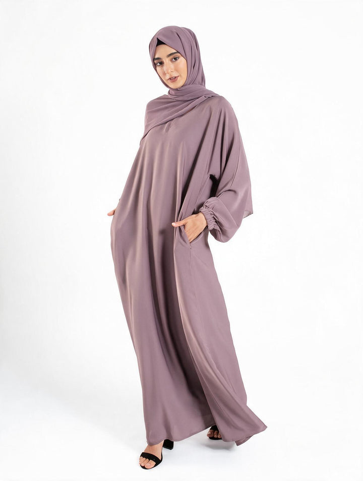 Lilac Closed Abaya with Zip Pockets & Cuff Sleeves
