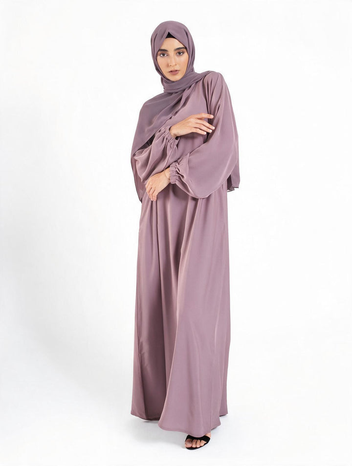 Lilac Closed Abaya with Zip Pockets & Cuff Sleeves