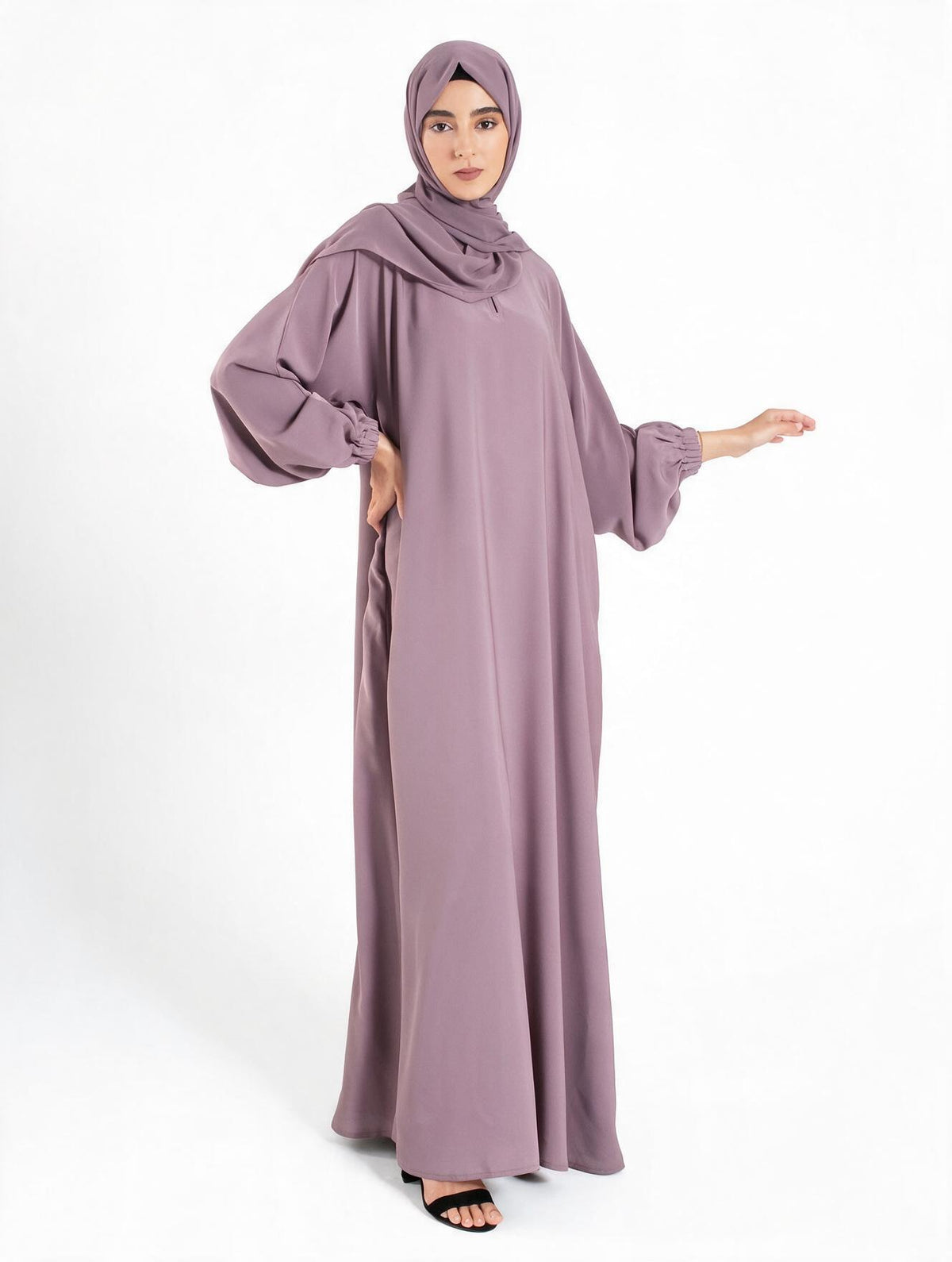 Lilac Closed Abaya with Zip Pockets & Cuff Sleeves