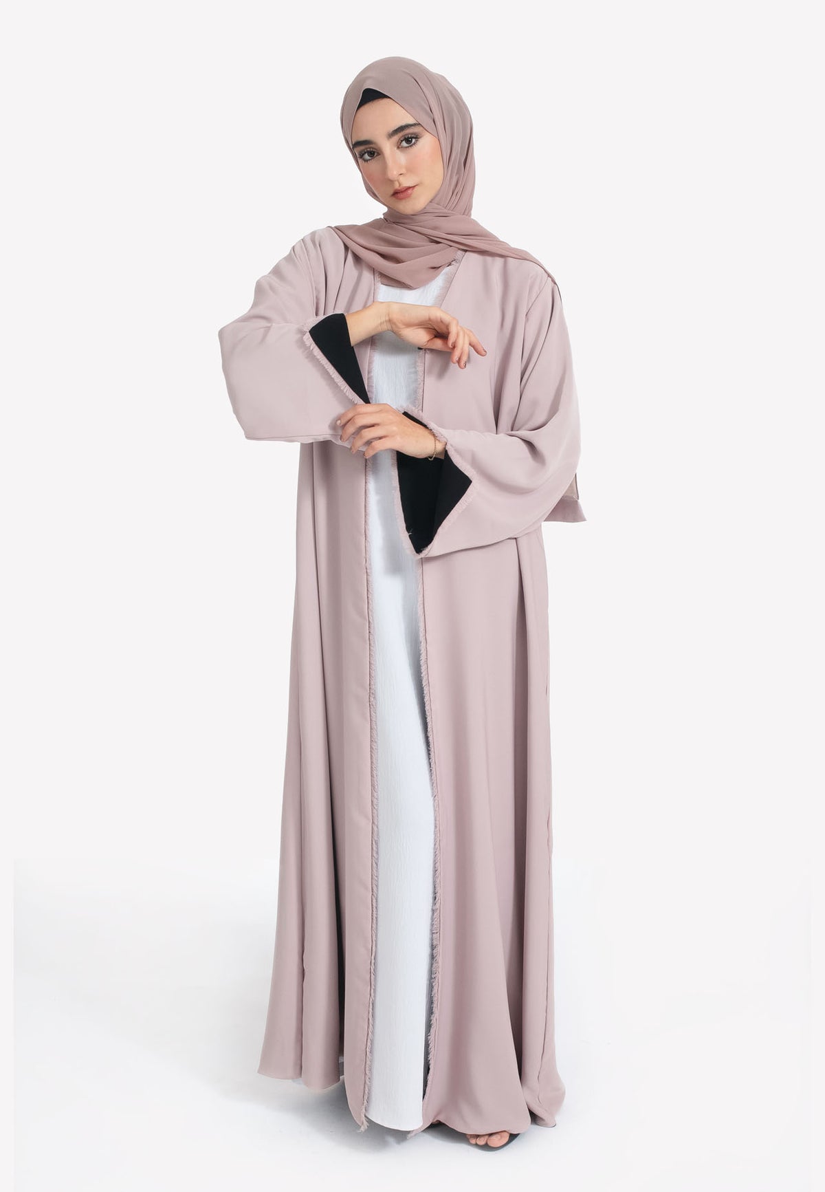 Sleeves of Nude Reversible Abaya