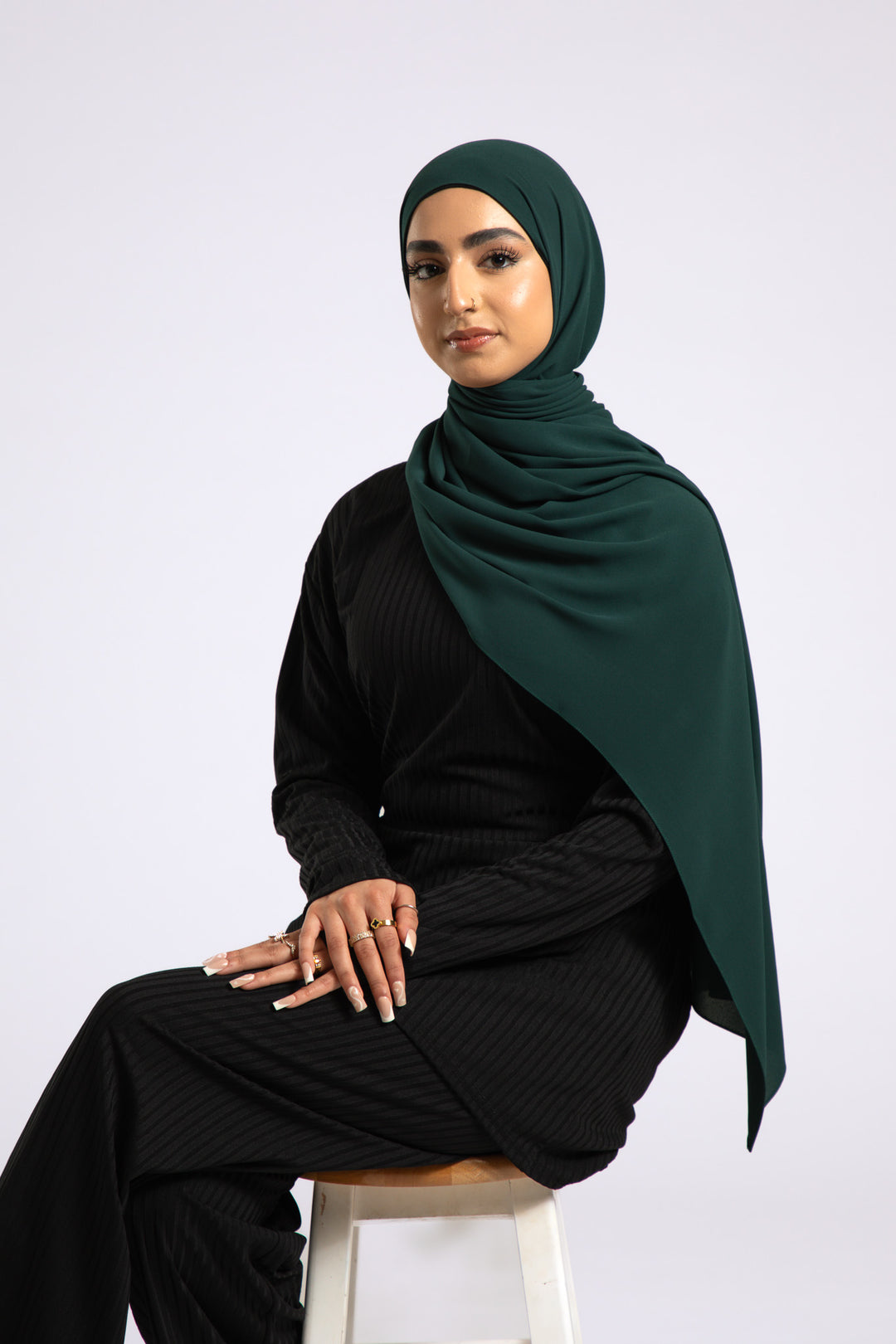 Premium Georgette Crepe Hijab - Emerald Green Premium Georgette Crepe Hijab - Emerald Green