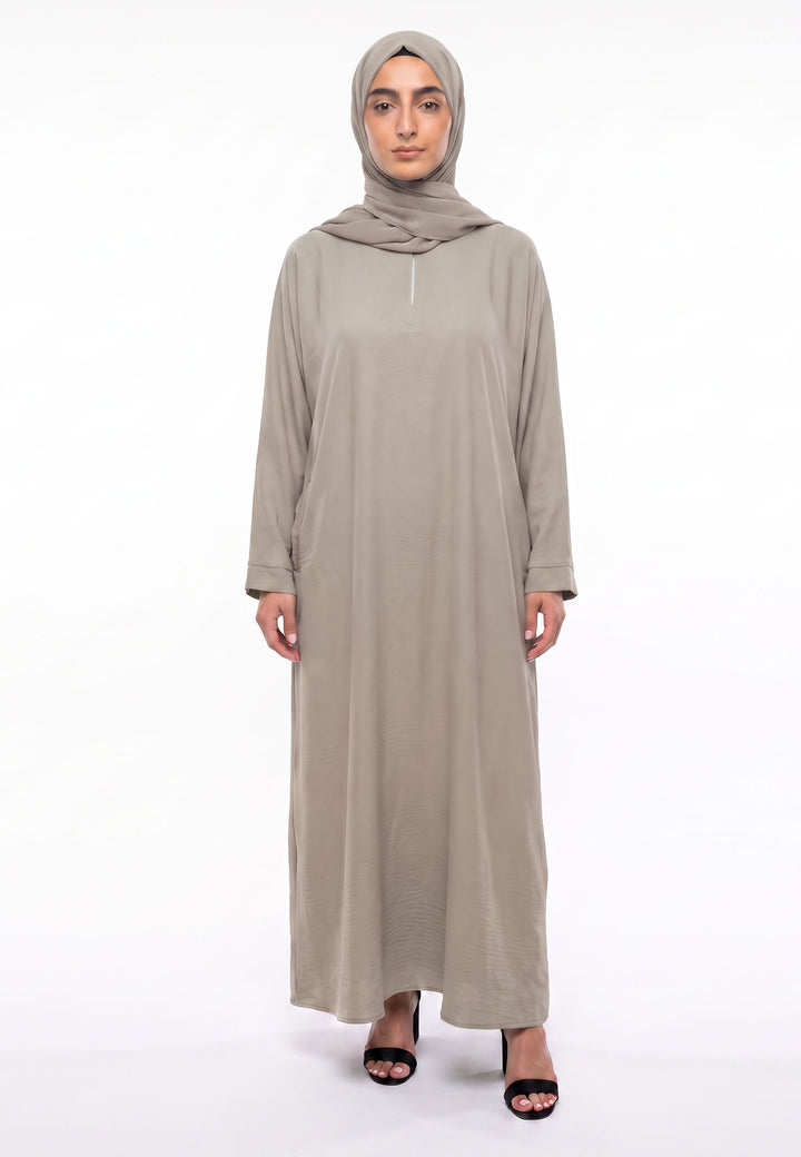 Luxury Taupe Everyday Closed Abaya with Zip Pockets – Crepe