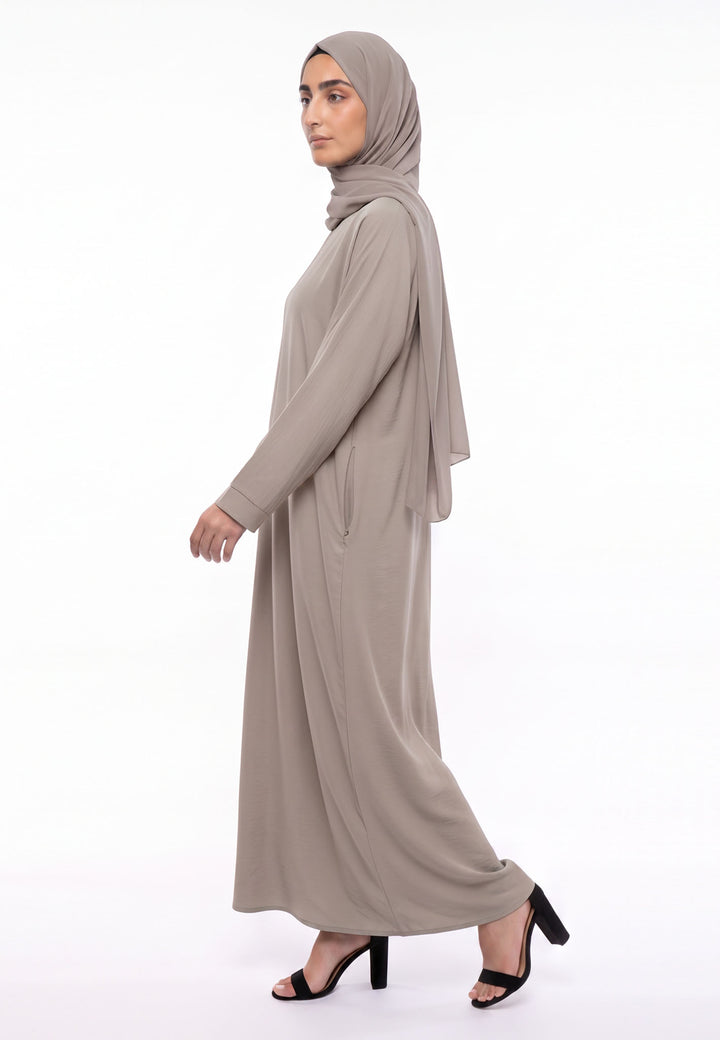 Luxury Taupe Everyday Closed Abaya with Zip Pockets – Crepe