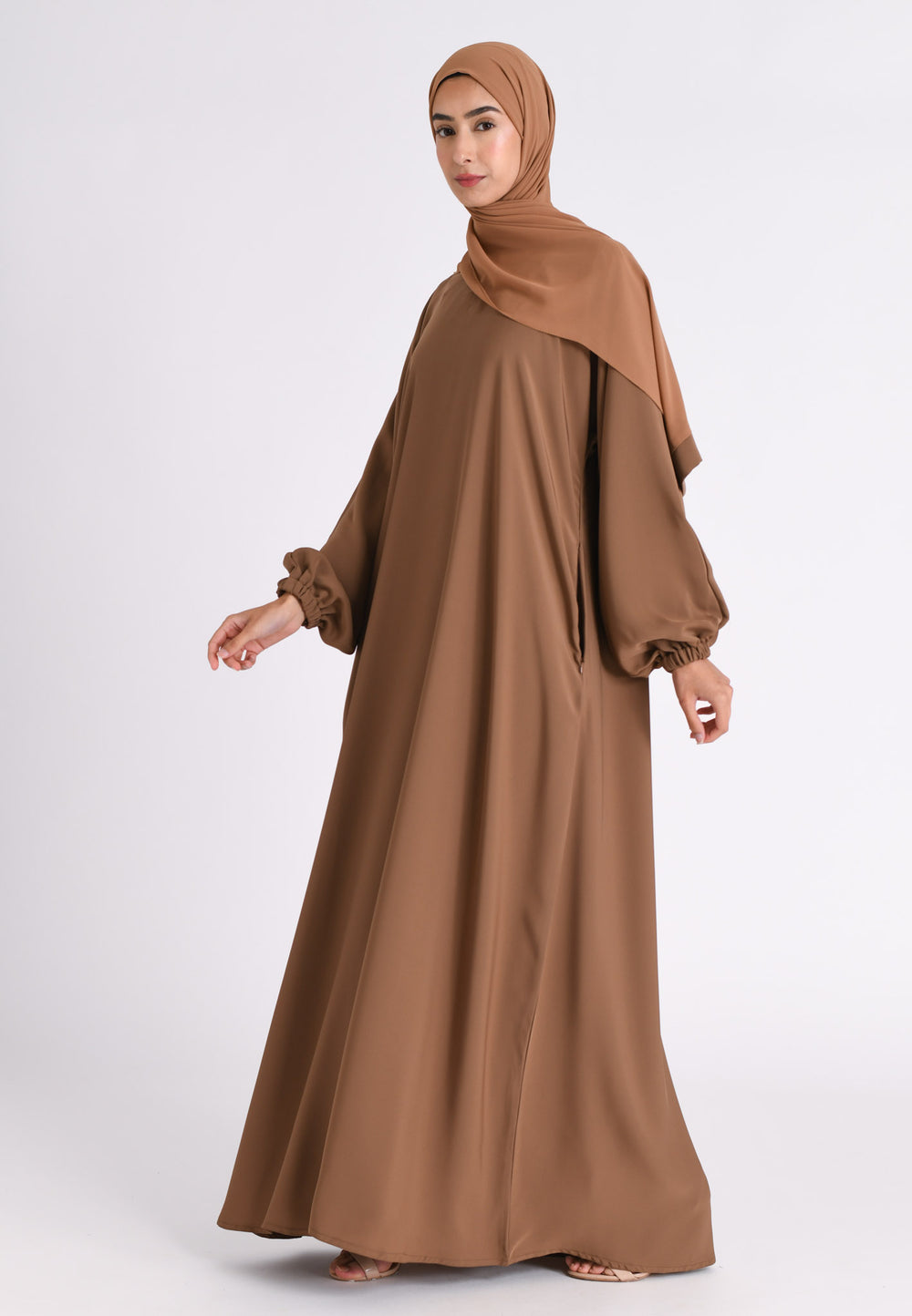 Toffee Closed Abaya with Zip Pockets