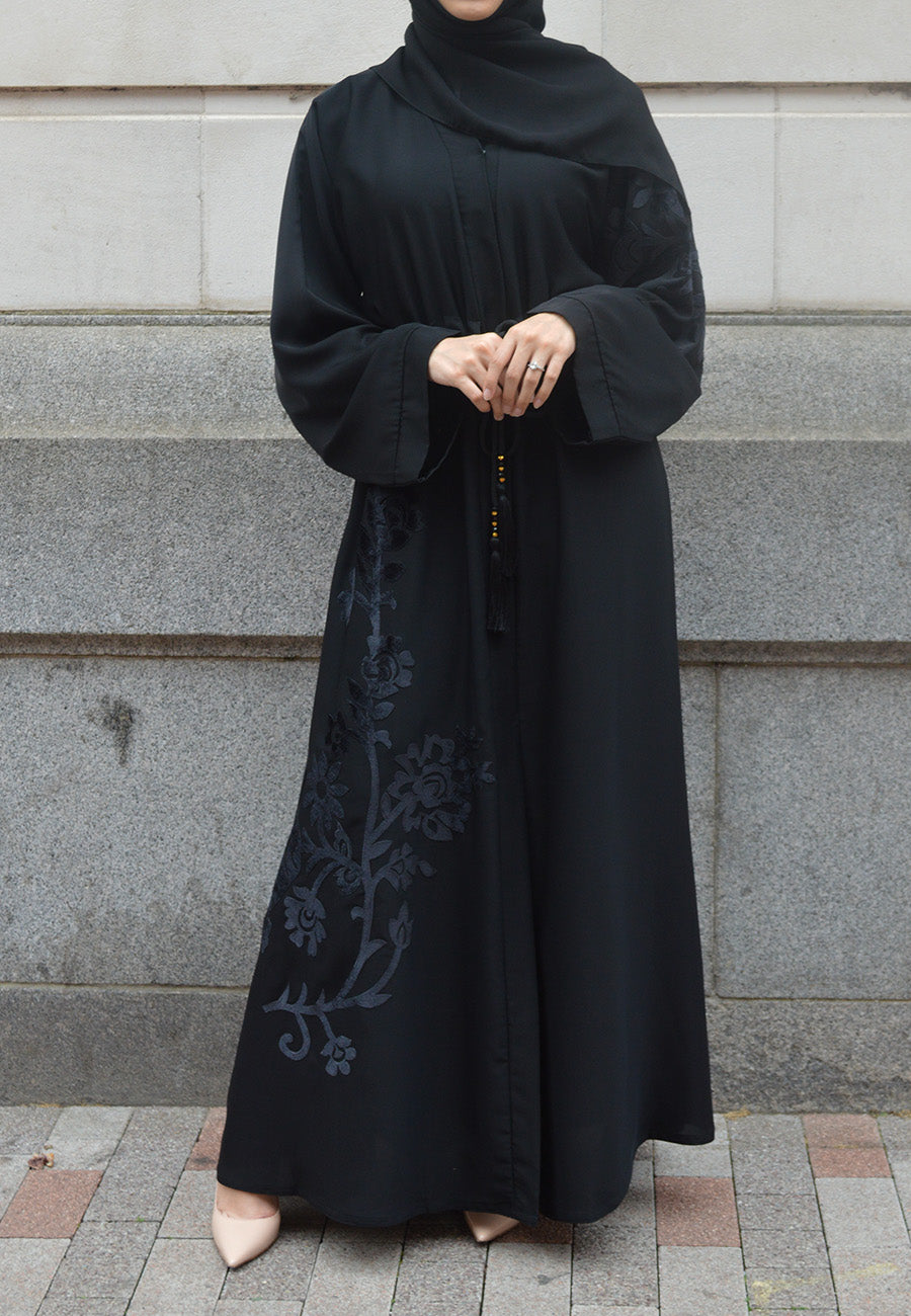 Velvet Motif Abaya