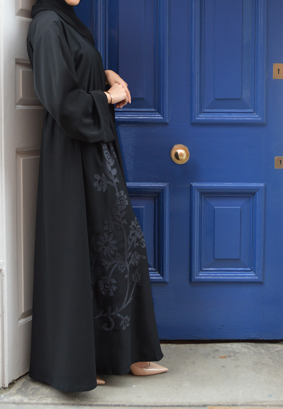 Velvet Motif Abaya